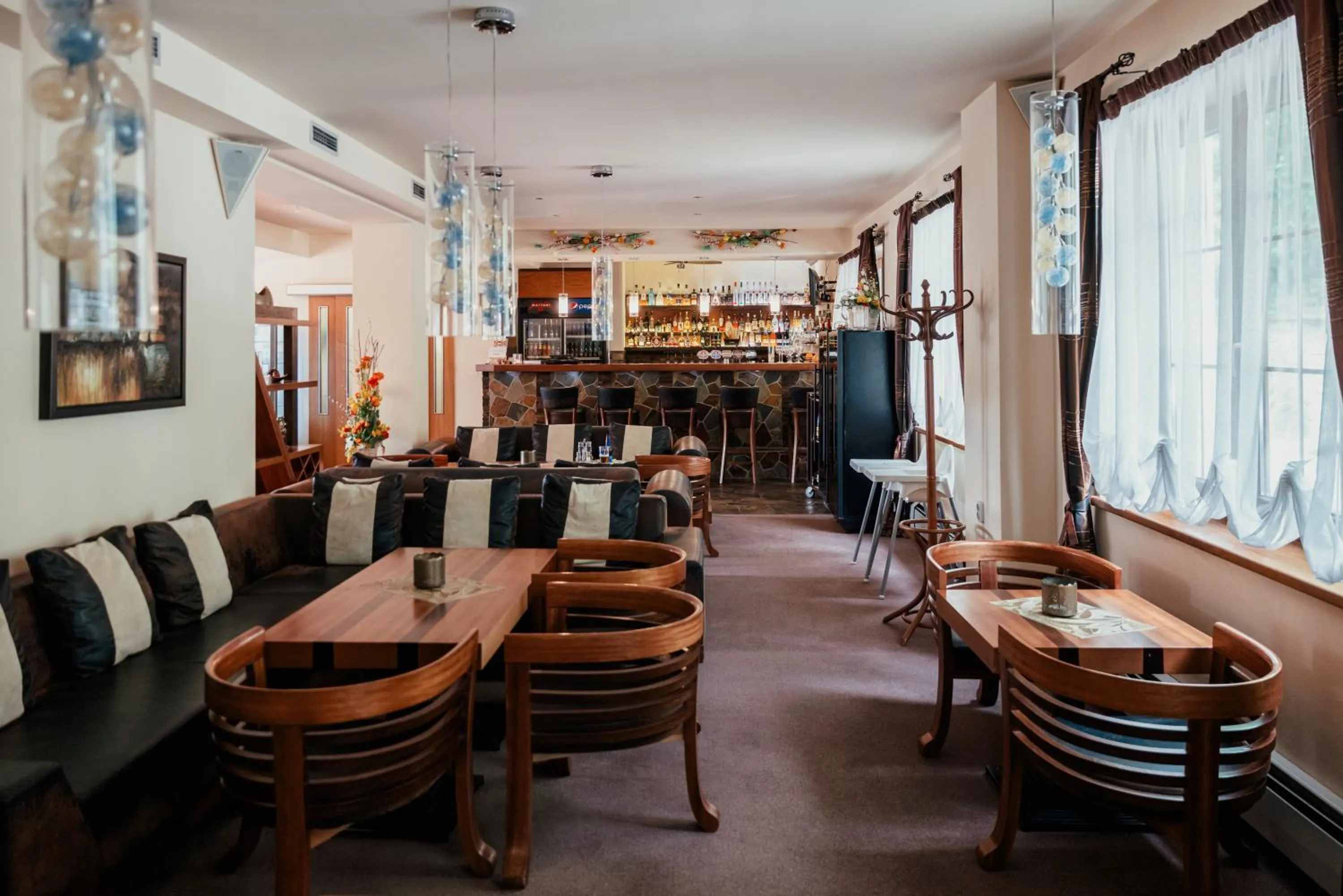 Restaurant/places to eat in Hotel Troyer