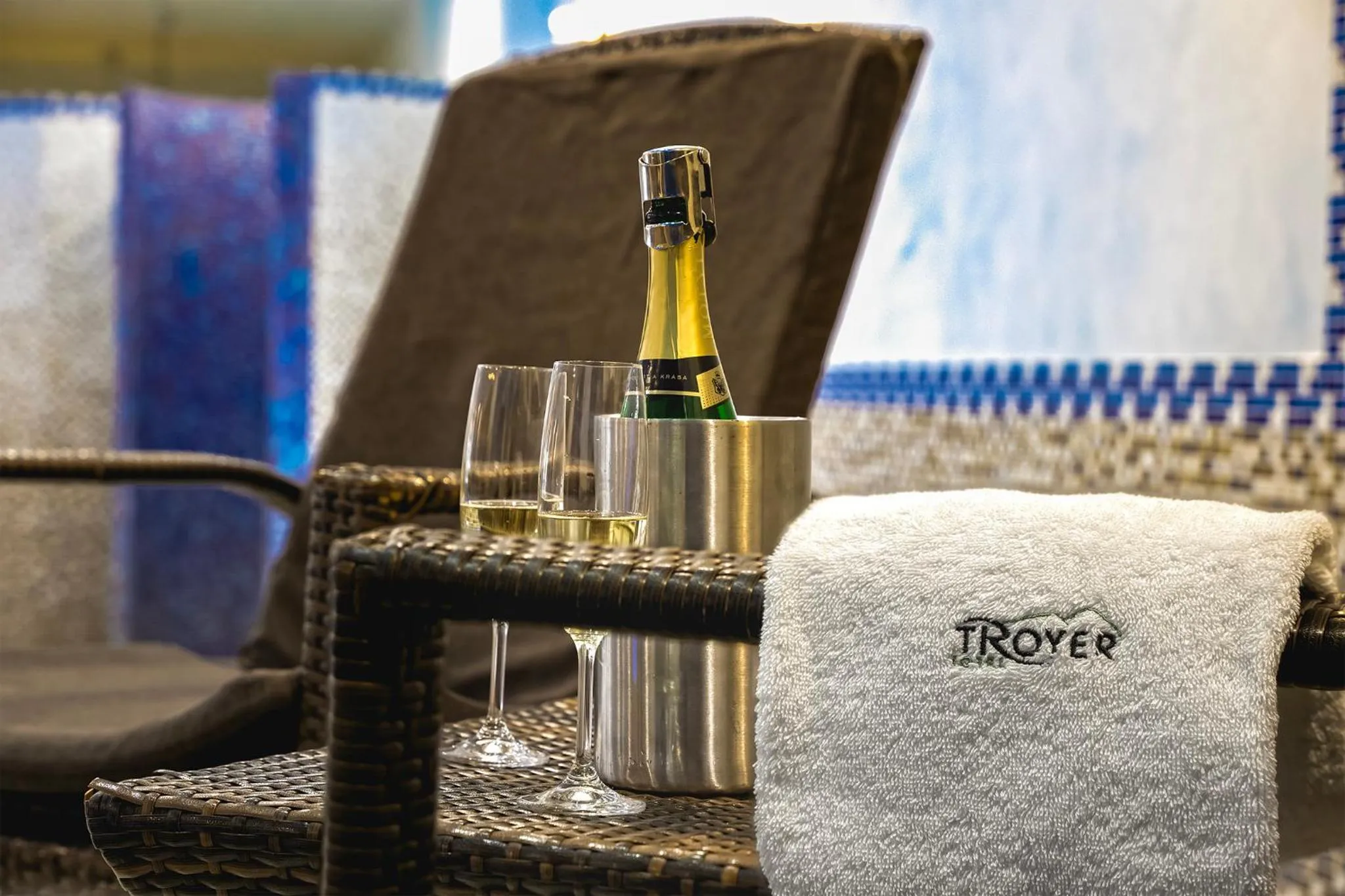 Seating area in Hotel Troyer