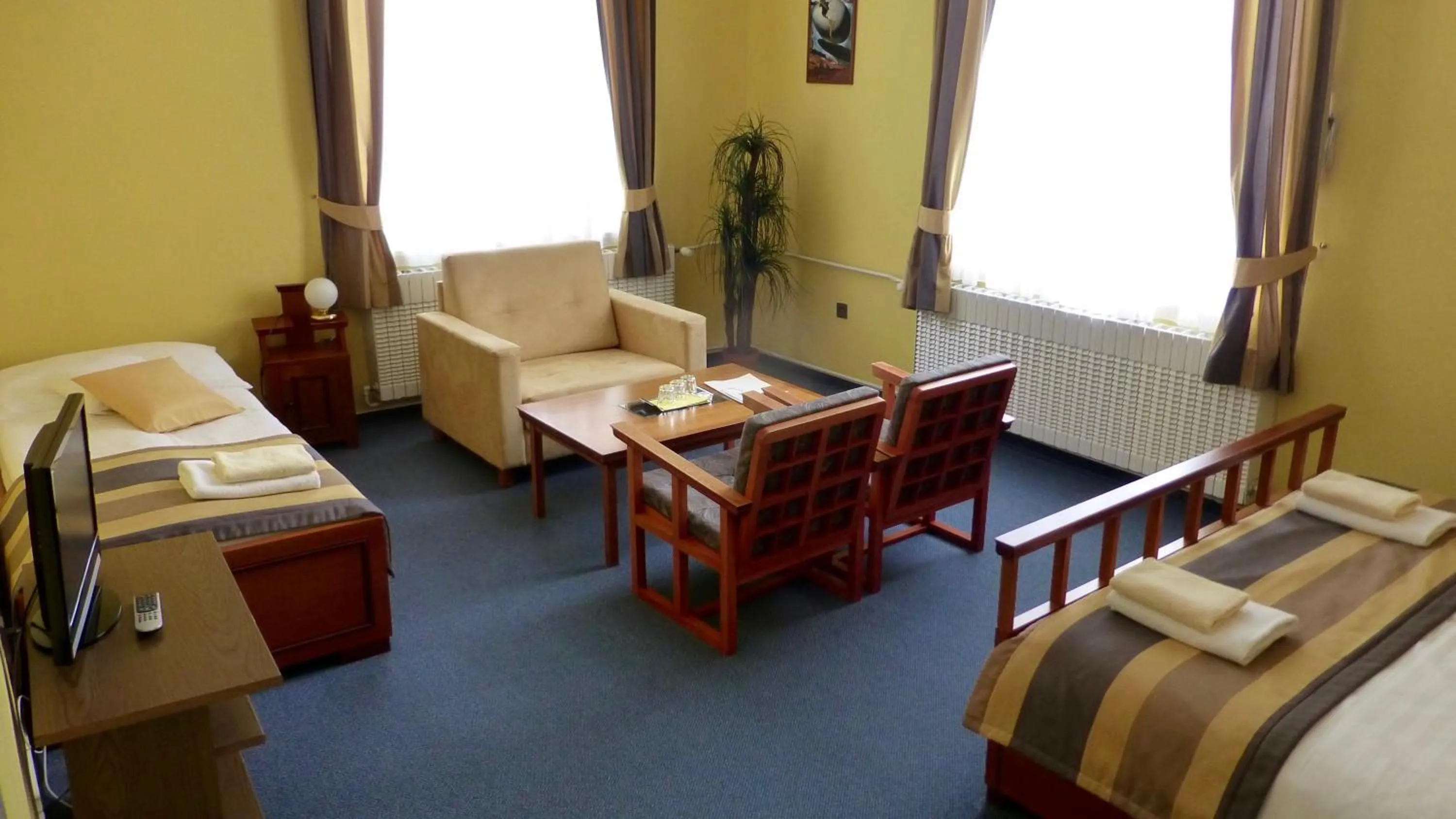 Photo of the whole room in Hotel Nobys