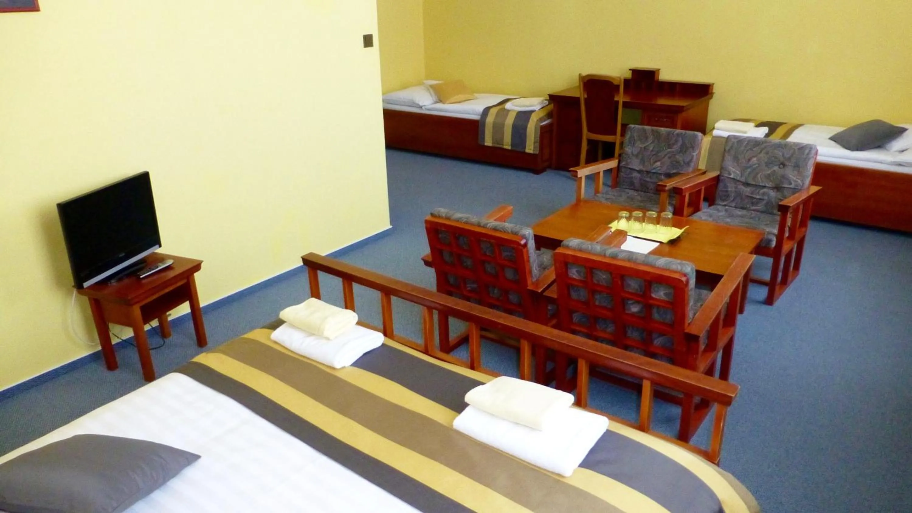 Photo of the whole room in Hotel Nobys