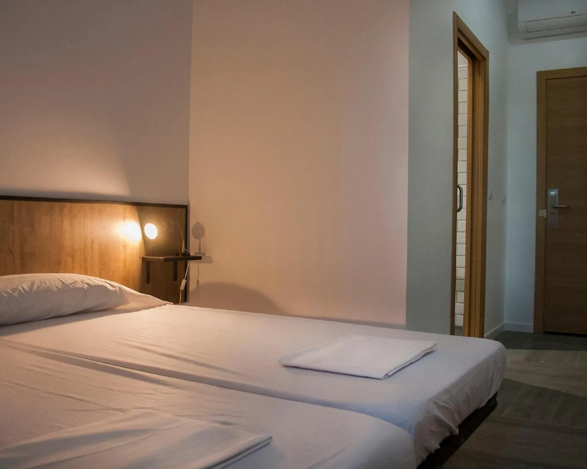 Photo of the whole room, Bed in The Market Hostel