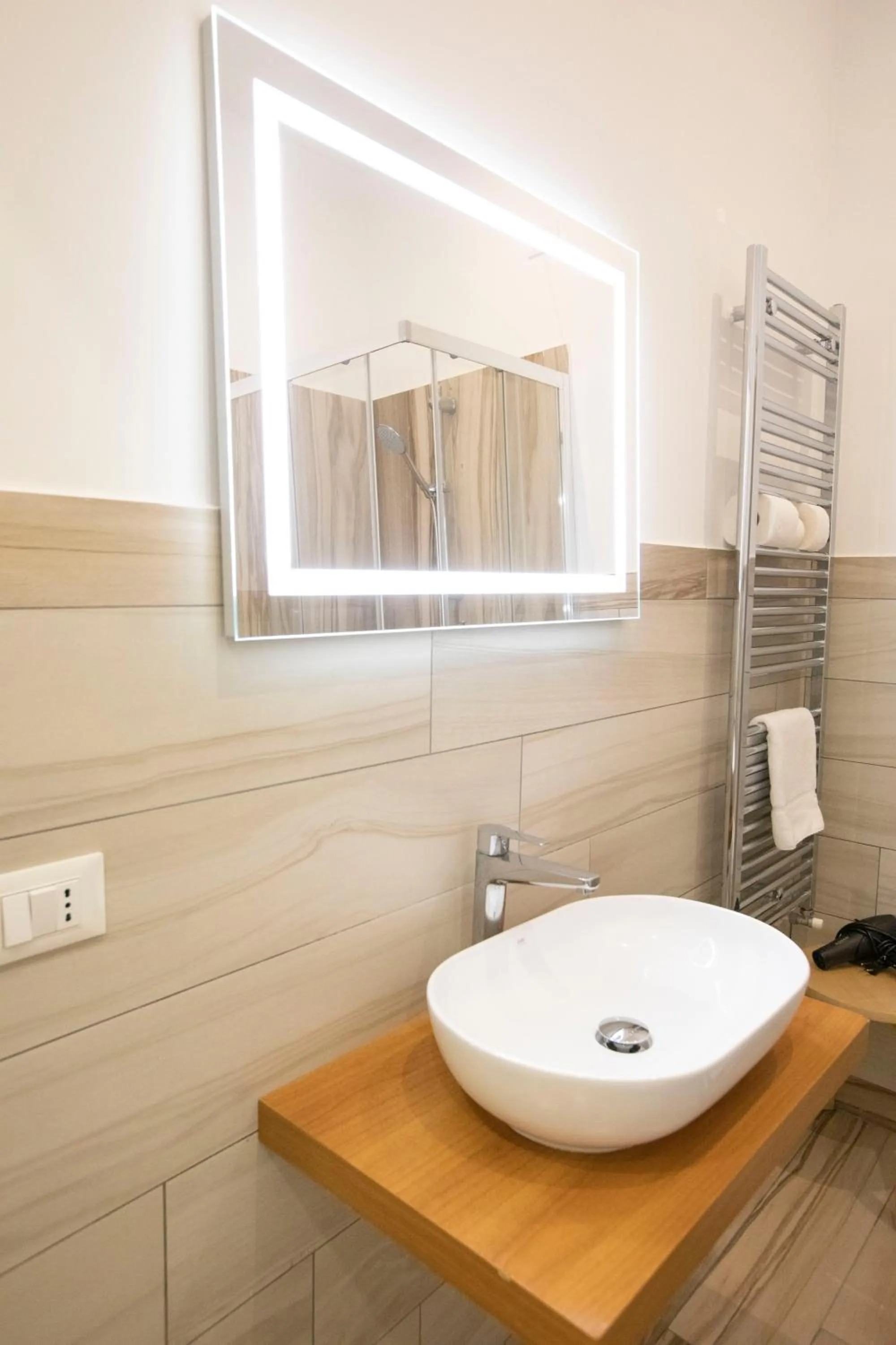 Bathroom in Hall inn B&B in Naples