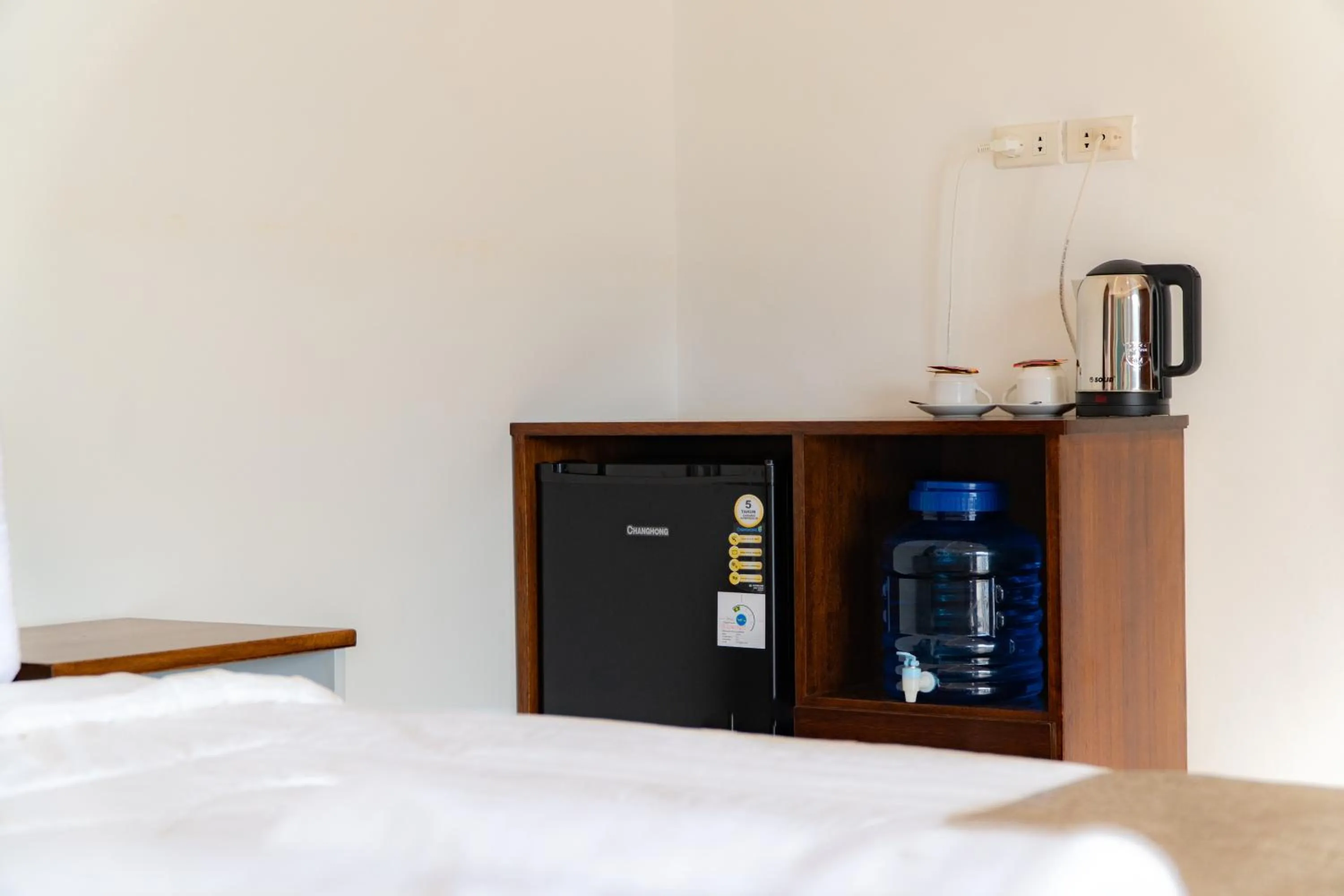 Coffee/tea facilities, Bed in The Hawk's Nest Resort