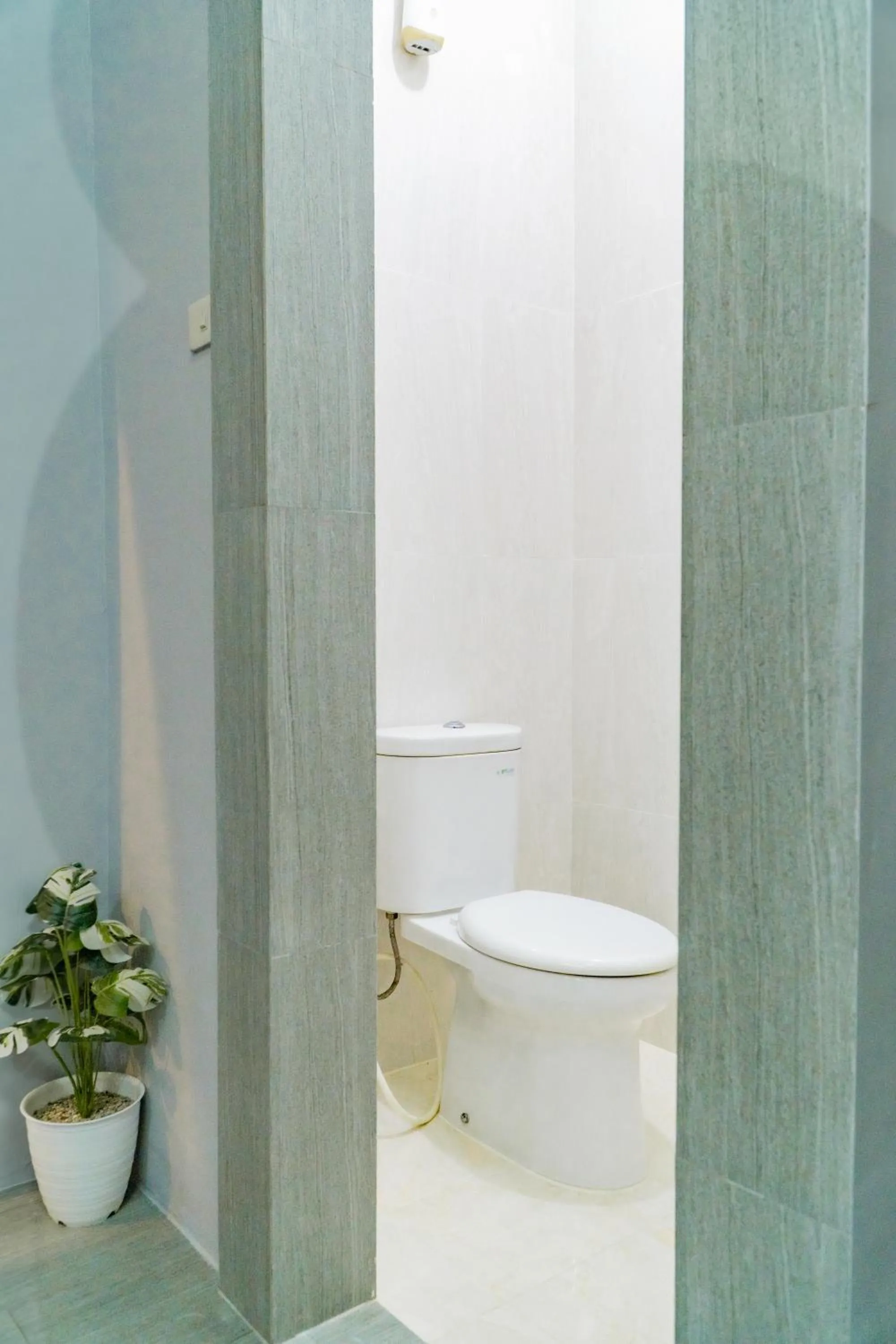 Toilet in The Hawk's Nest Resort