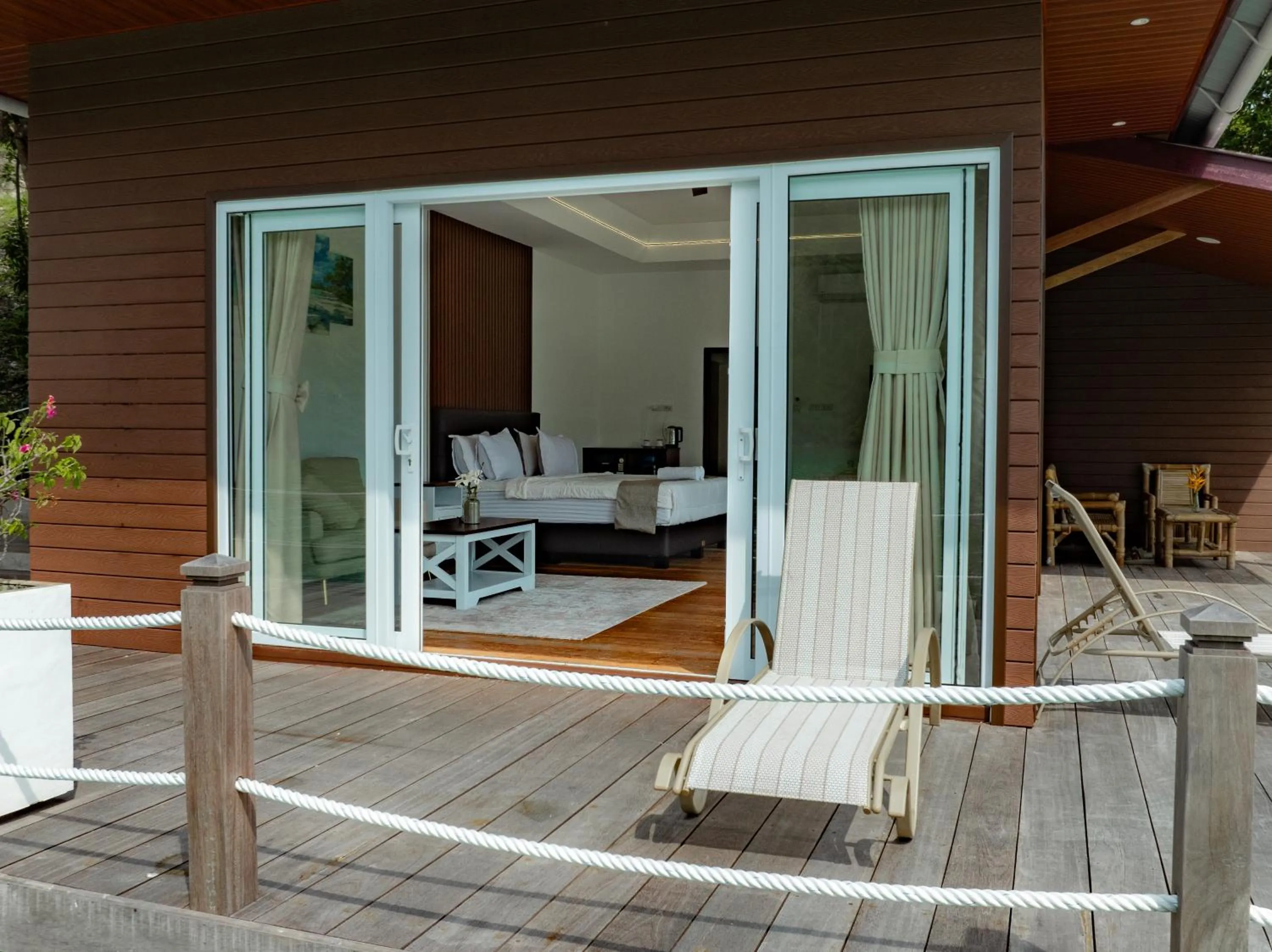 Balcony/Terrace in The Hawk's Nest Resort