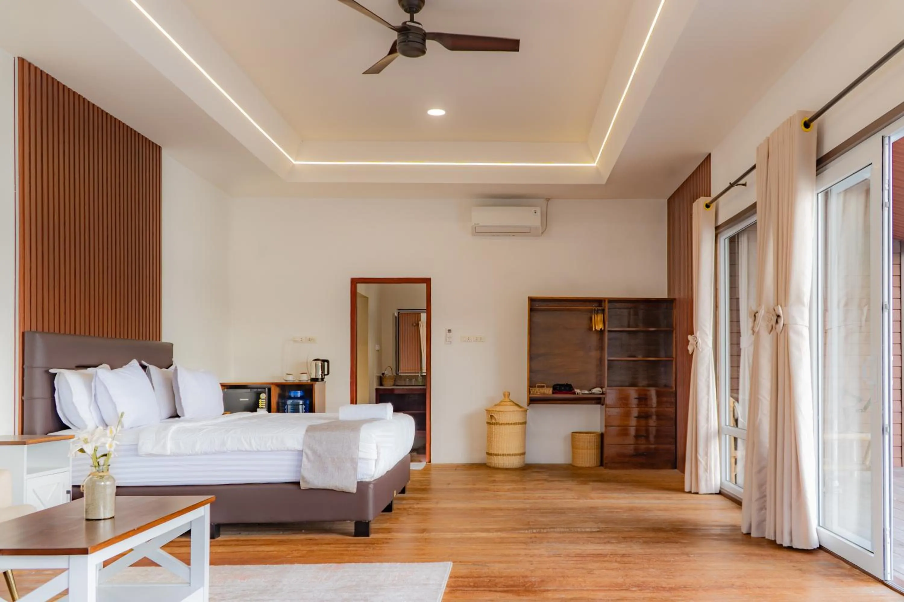 Bathroom in The Hawk's Nest Resort