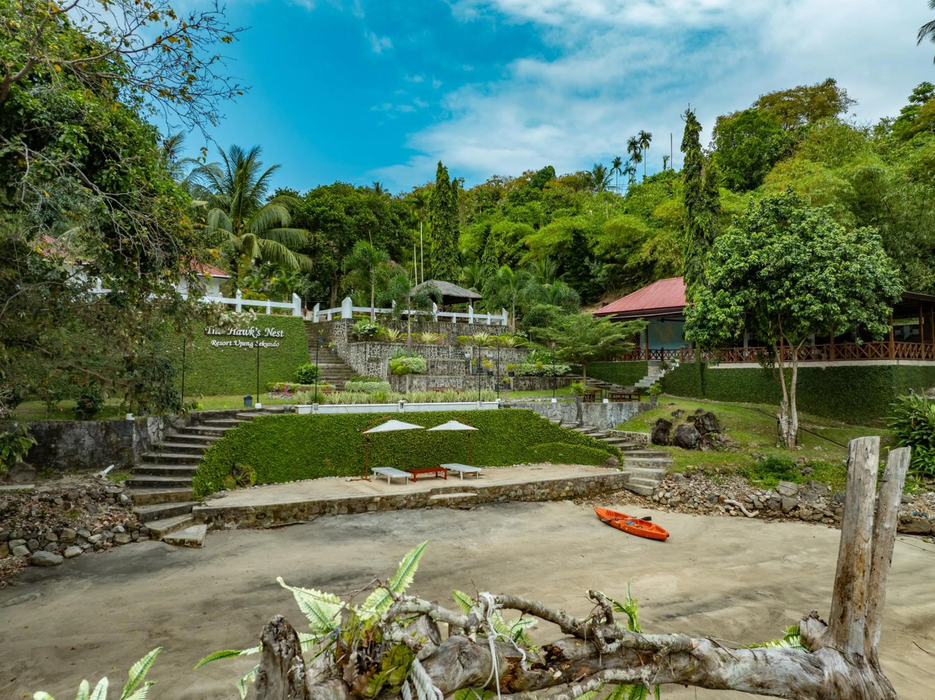 Garden view in The Hawk's Nest Resort