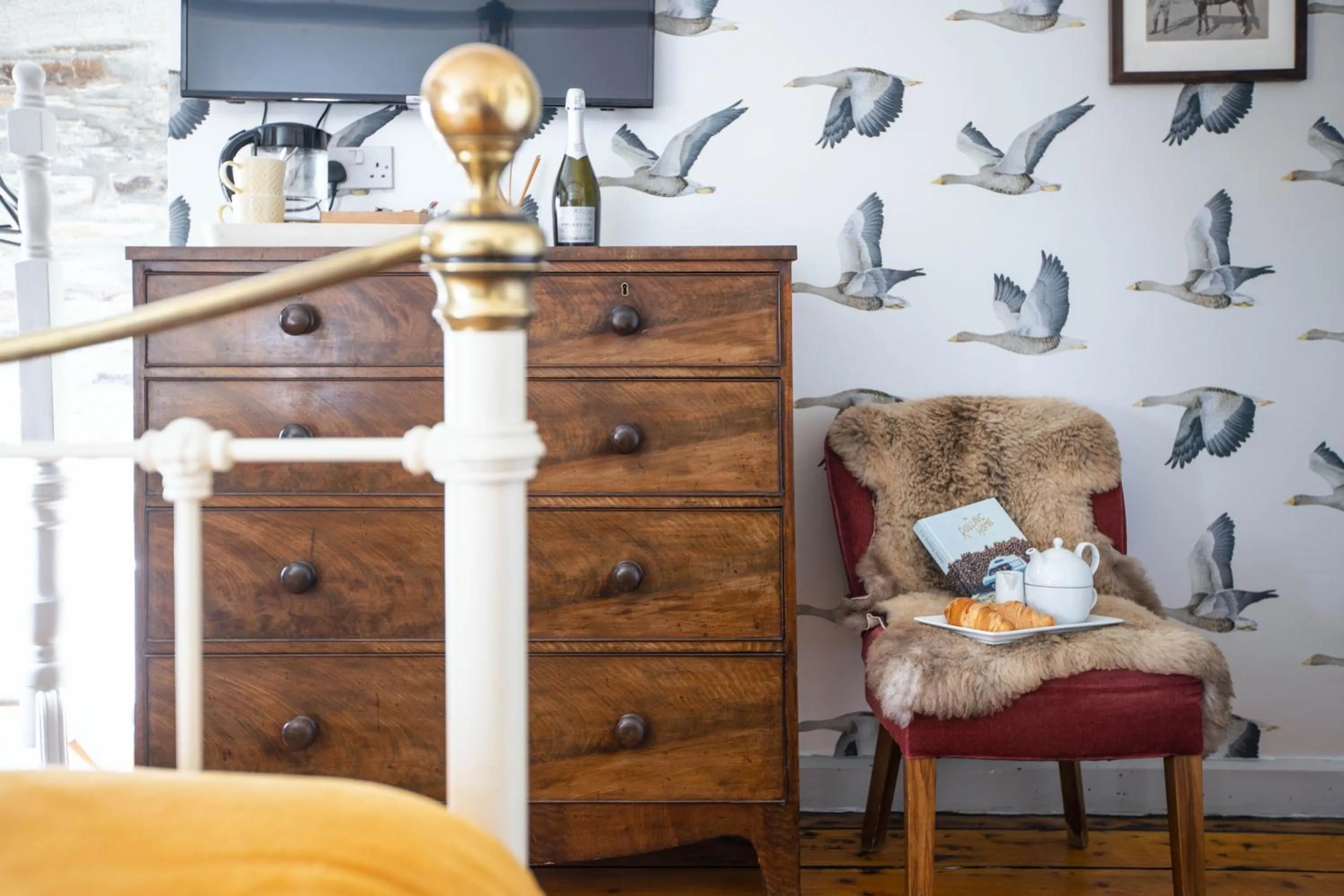 Bedroom in The Olde Malthouse Inn