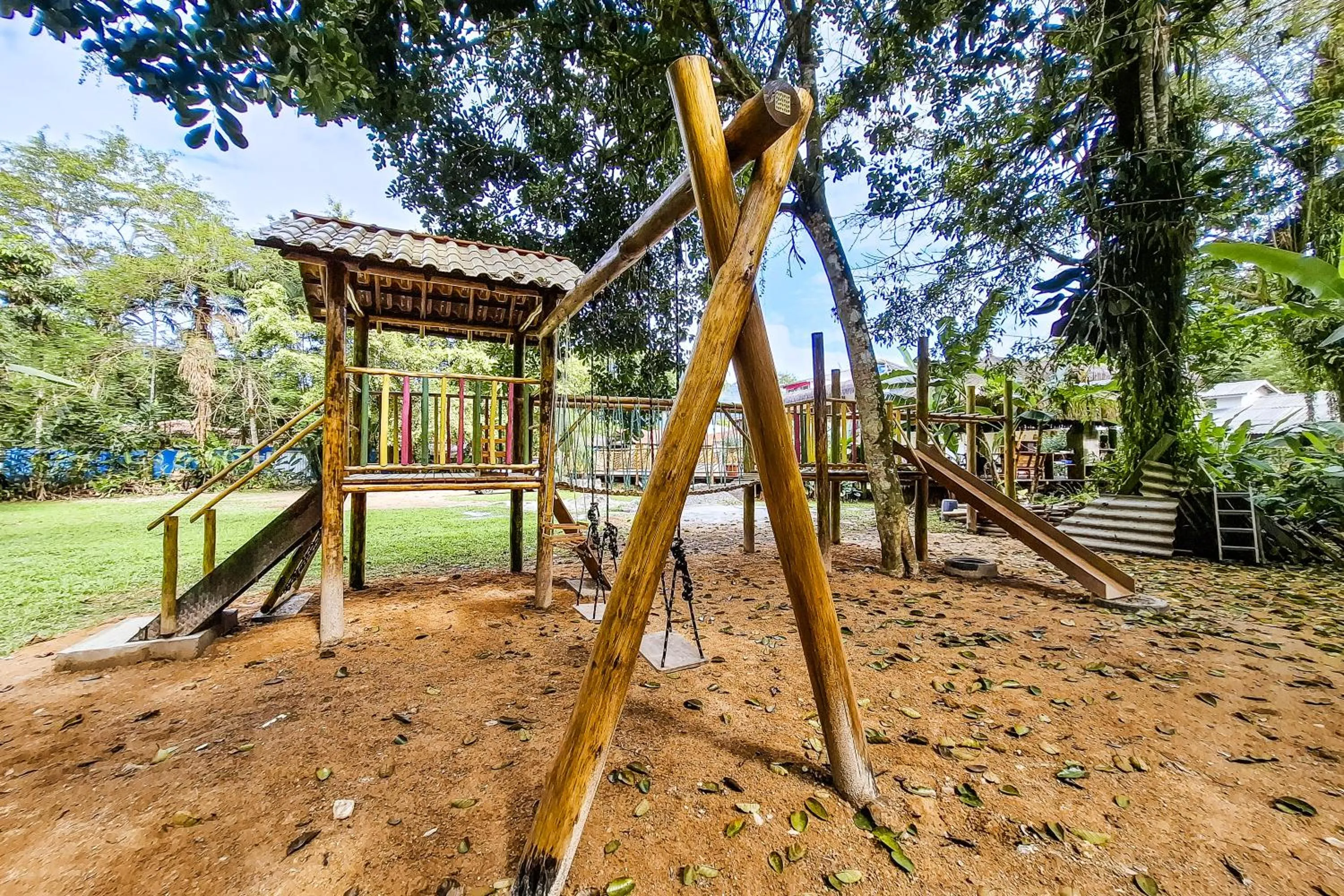 Children play ground in VELINN Pousada Bali Itamambuca