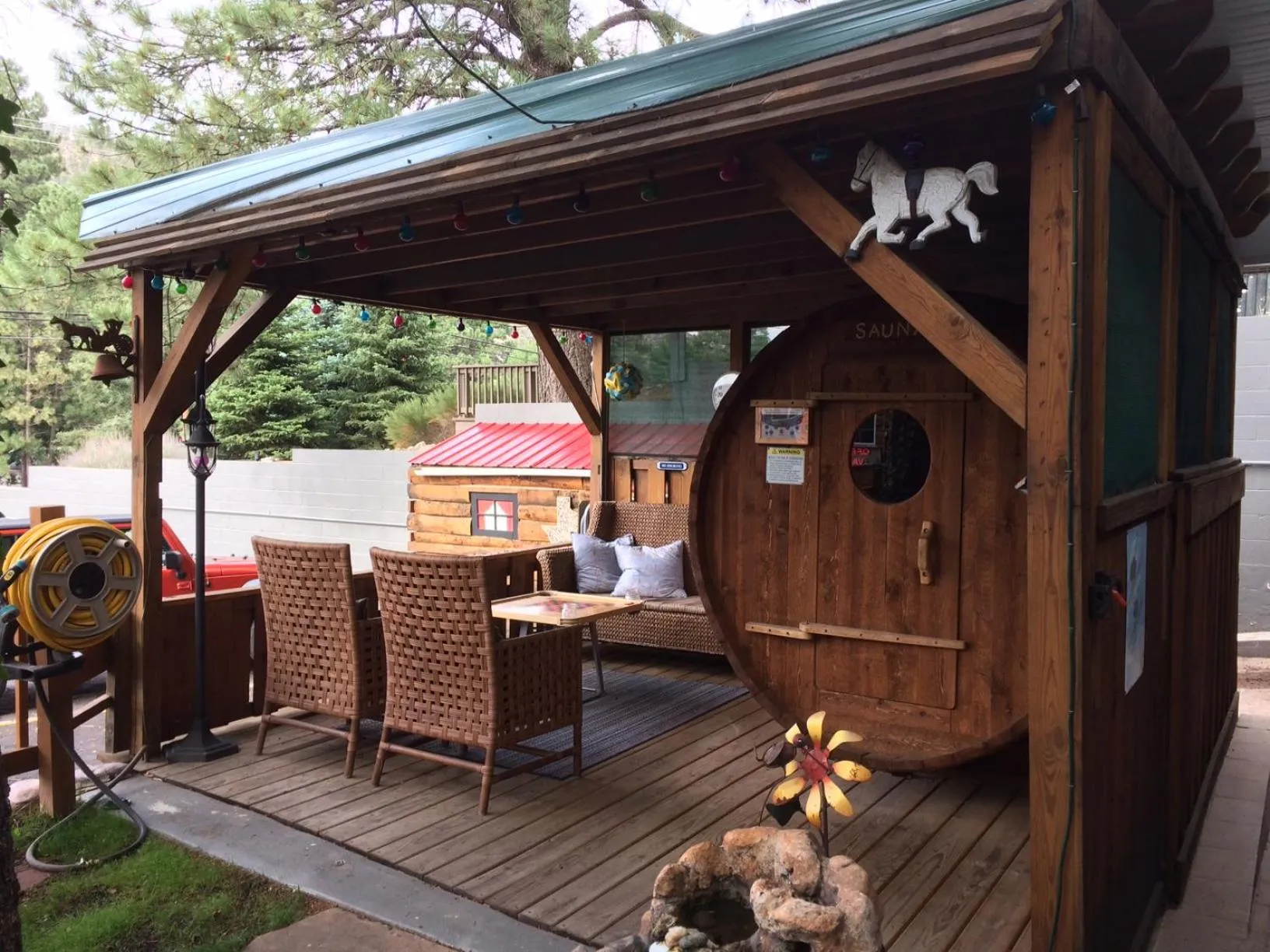 Patio in Sitzmark Chalet Inn