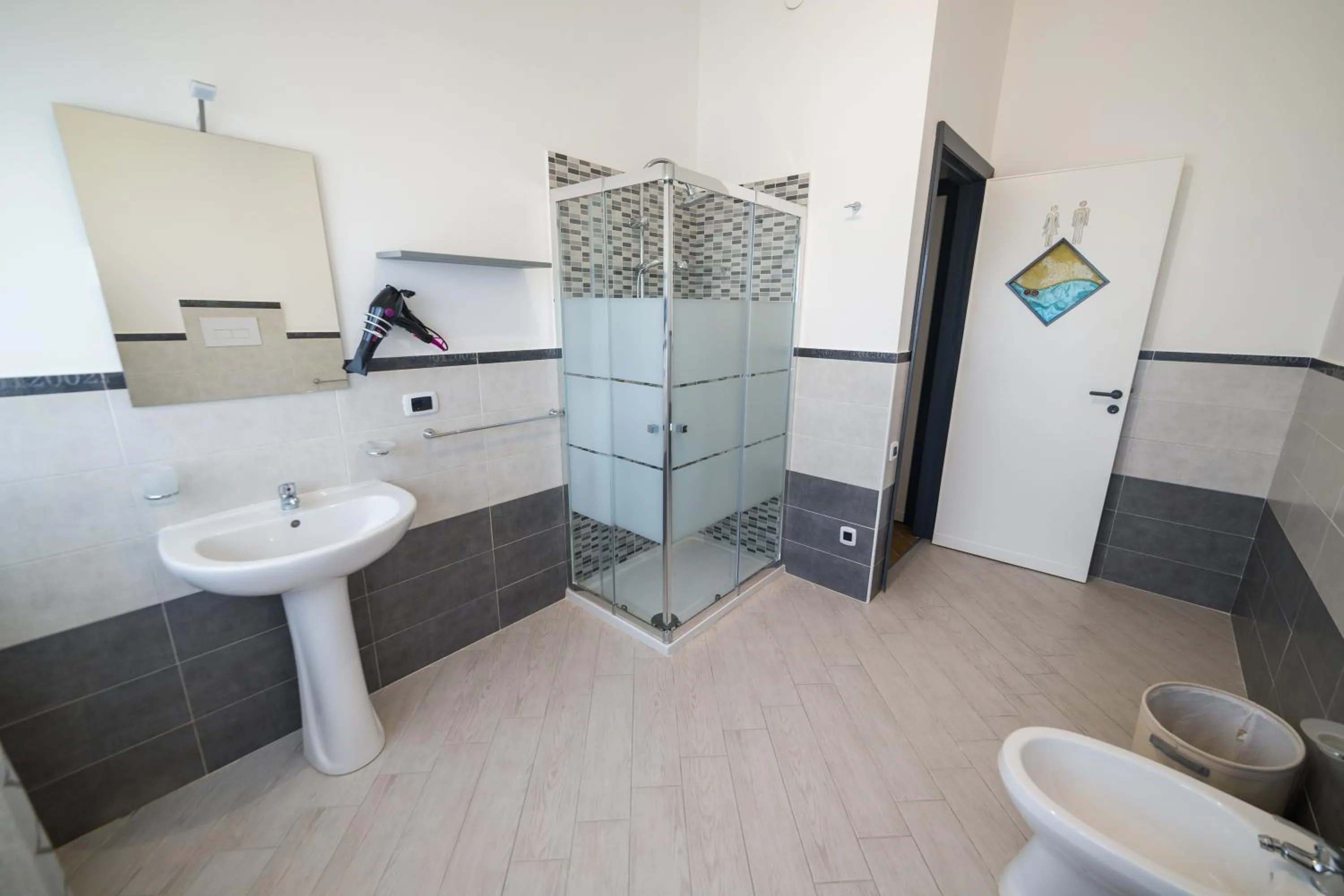 Shower in Castello di Sabbia