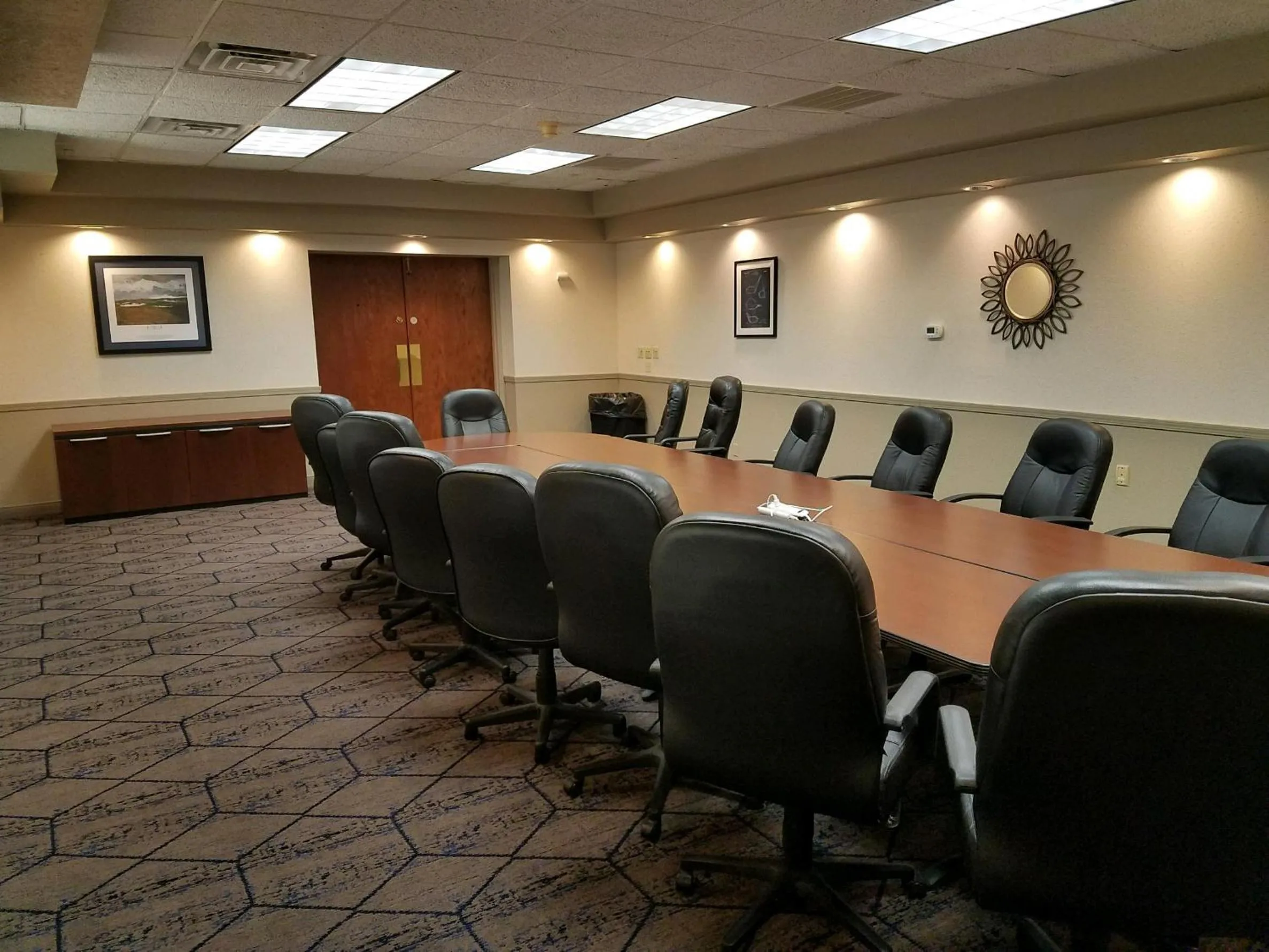 Business facilities in Lake Okoboji Resort and Conference Center