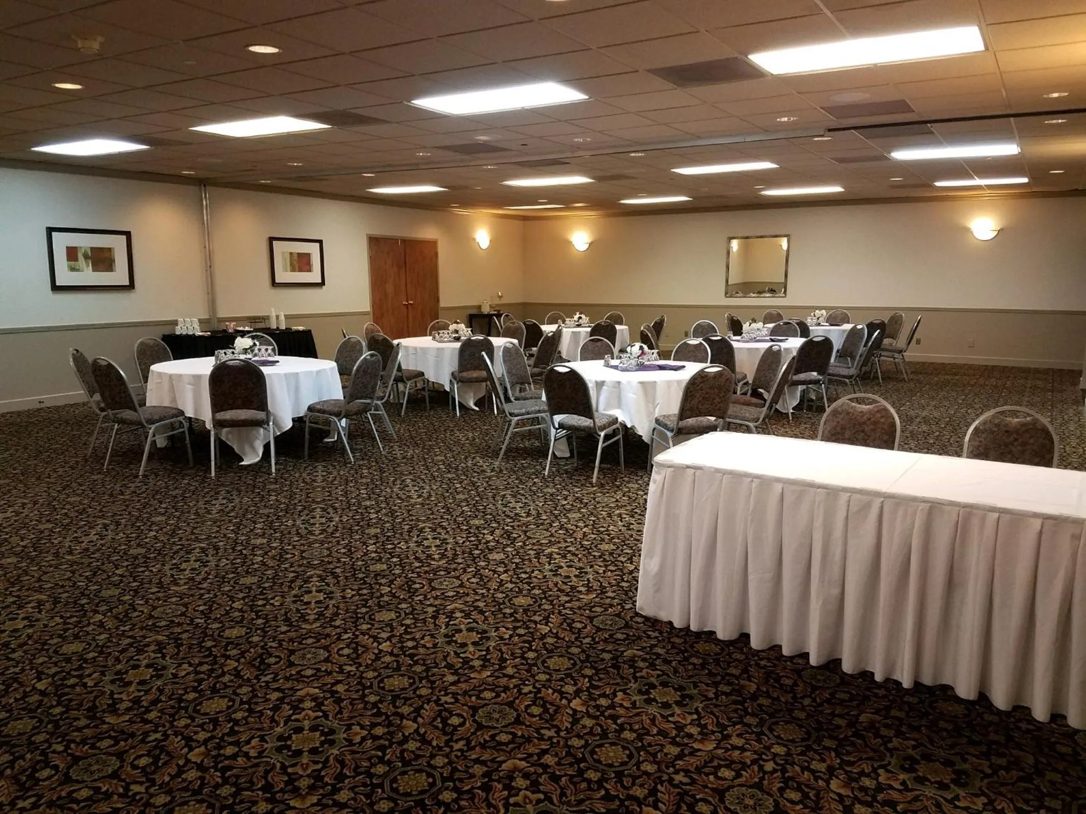 Business facilities in Lake Okoboji Resort and Conference Center