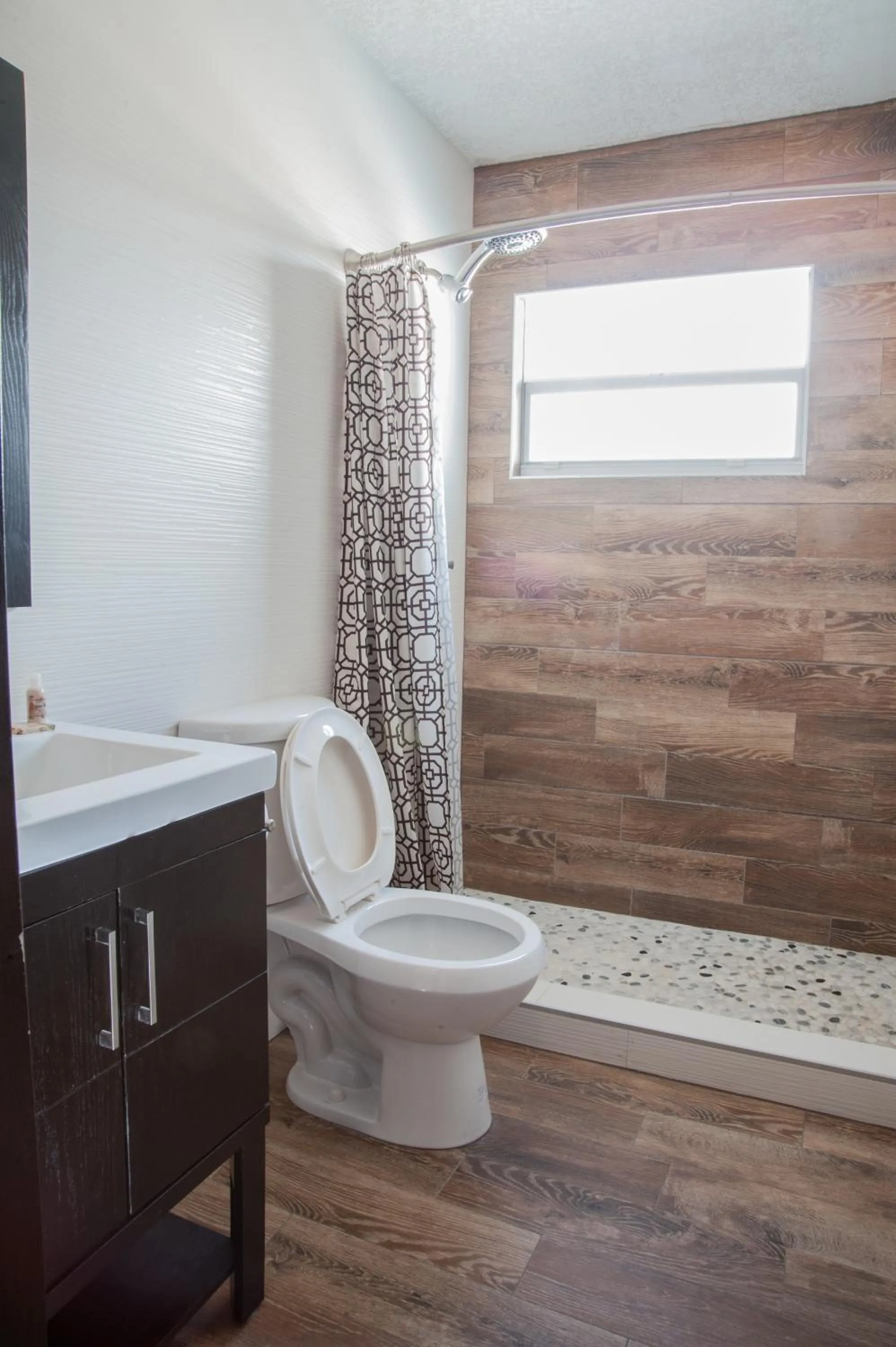 Bathroom in Sun Beach Inn