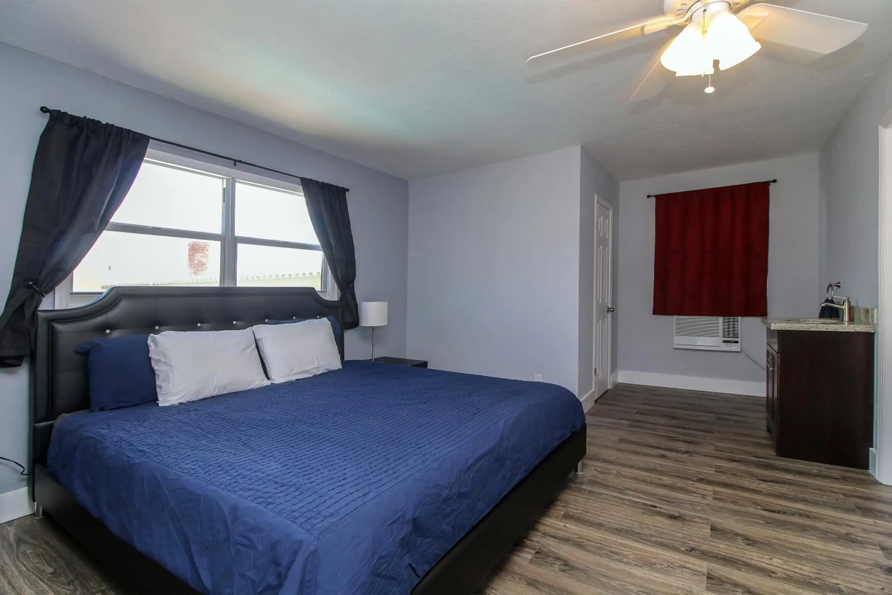 Bed in Sun Beach Inn Bed in Sun Beach Inn