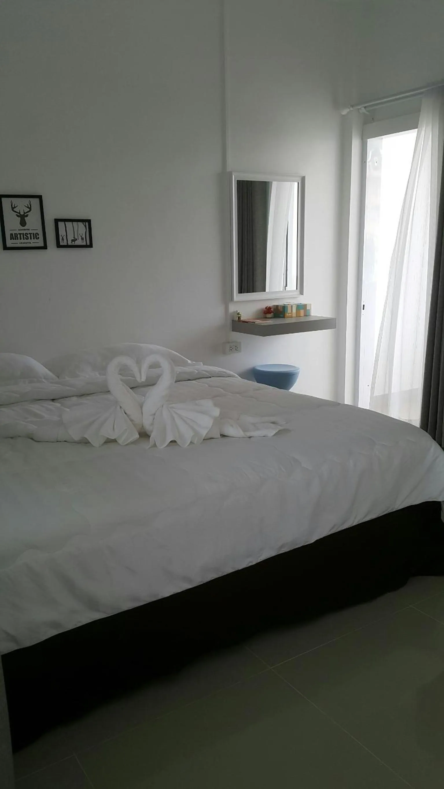 Bed in Patchy & PPraw Family