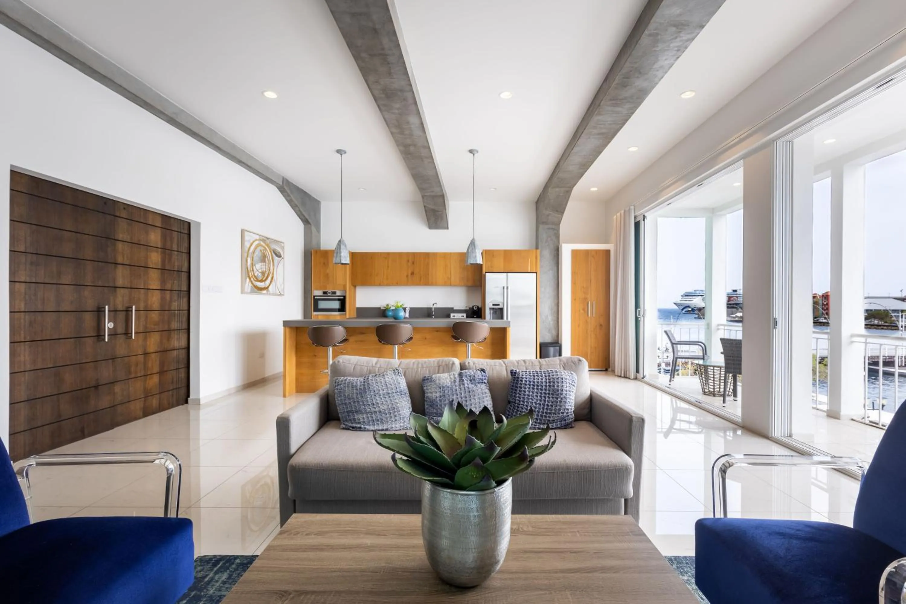 Living room in Blue Marlin Handelskade Apartments