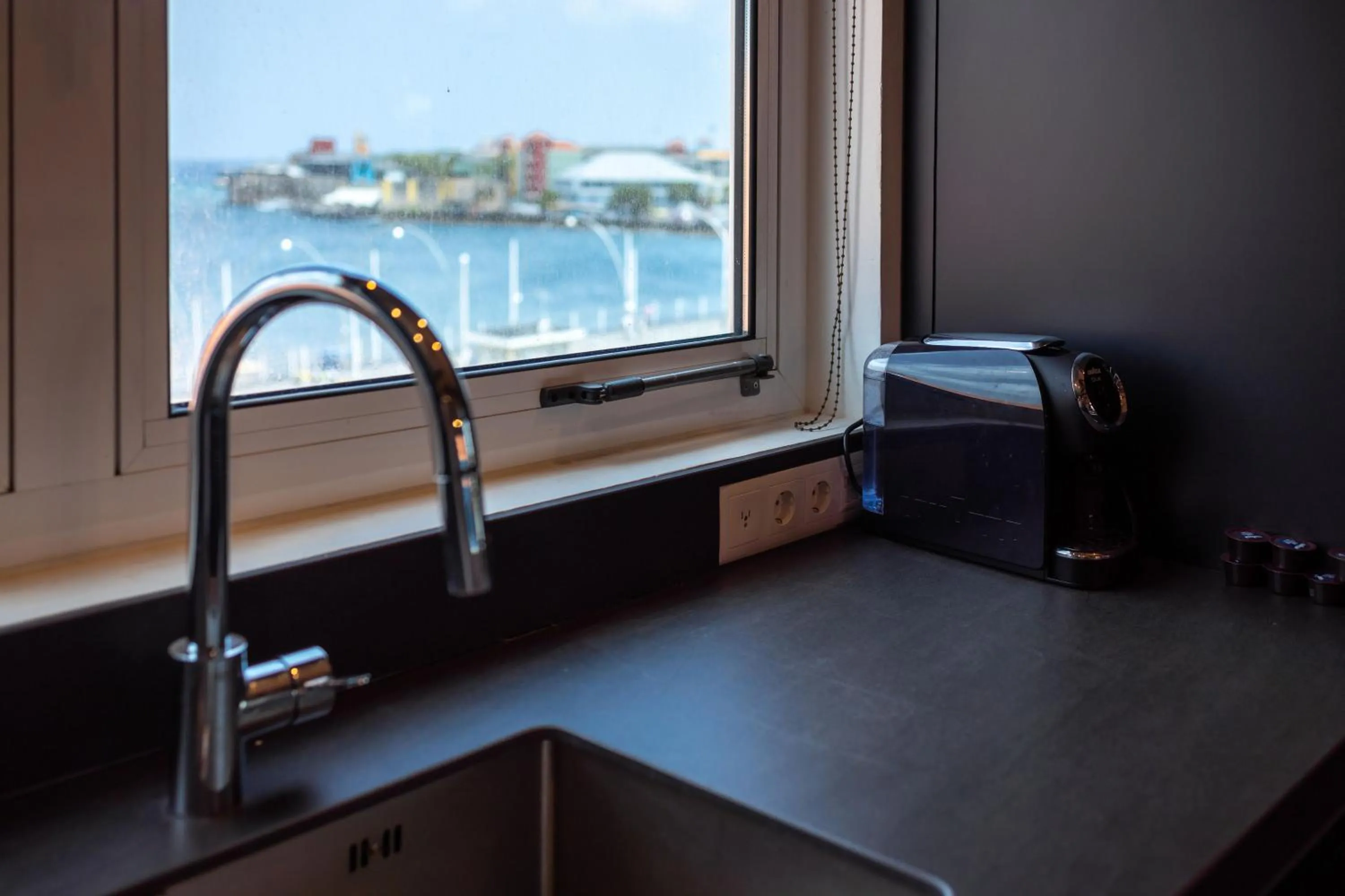 kitchen in Blue Marlin Handelskade Apartments