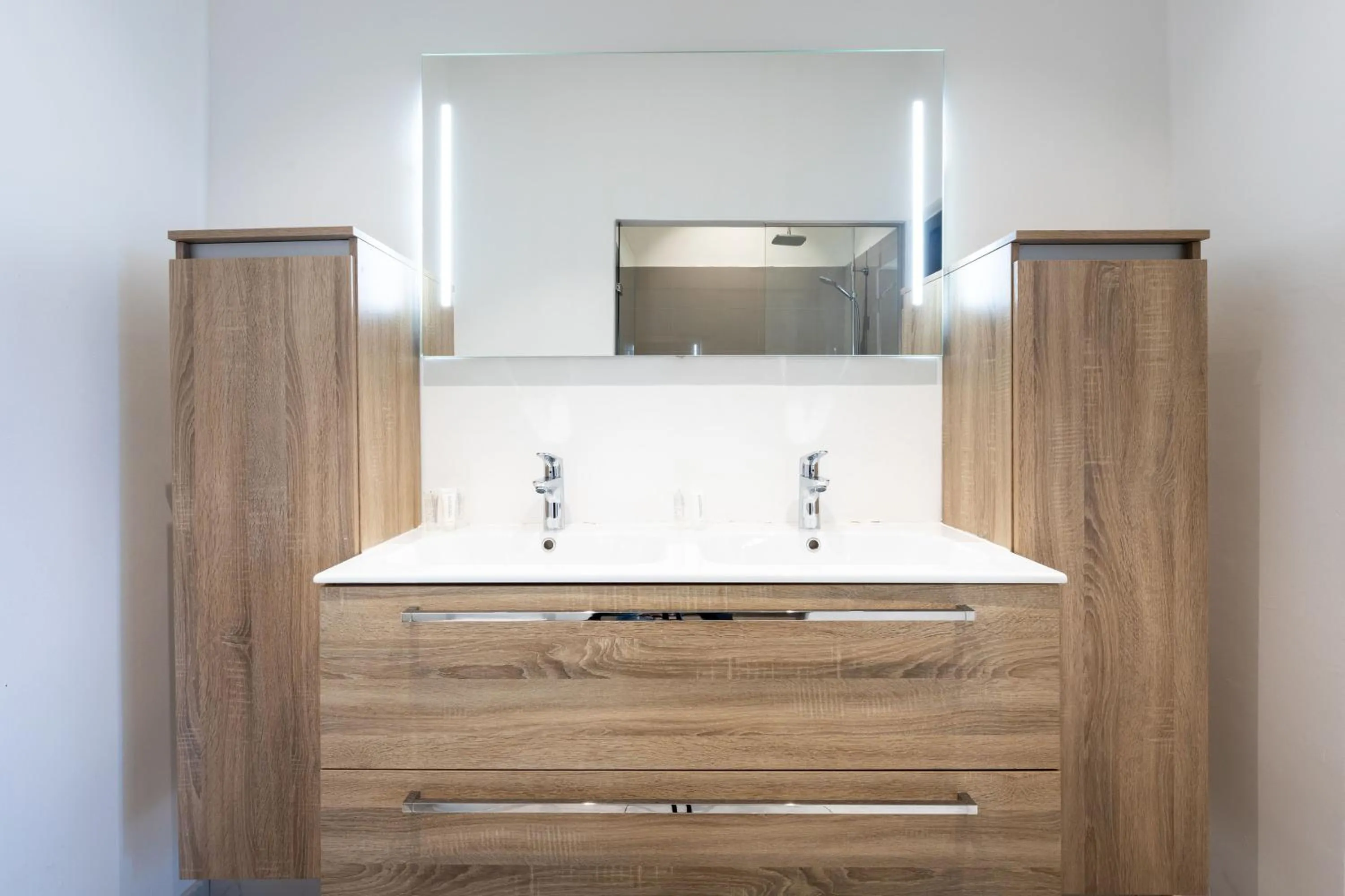 Bathroom in Blue Marlin Handelskade Apartments