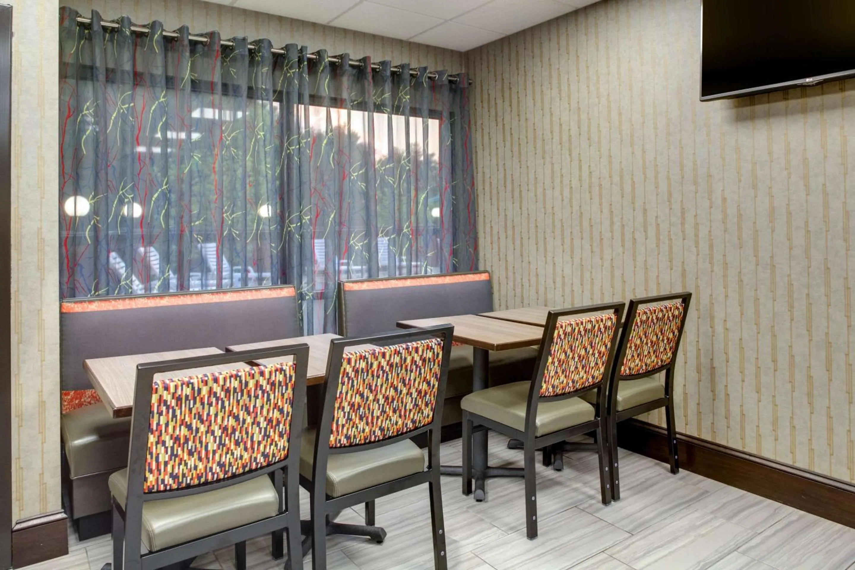 Breakfast in Clarion Inn Biltmore Village