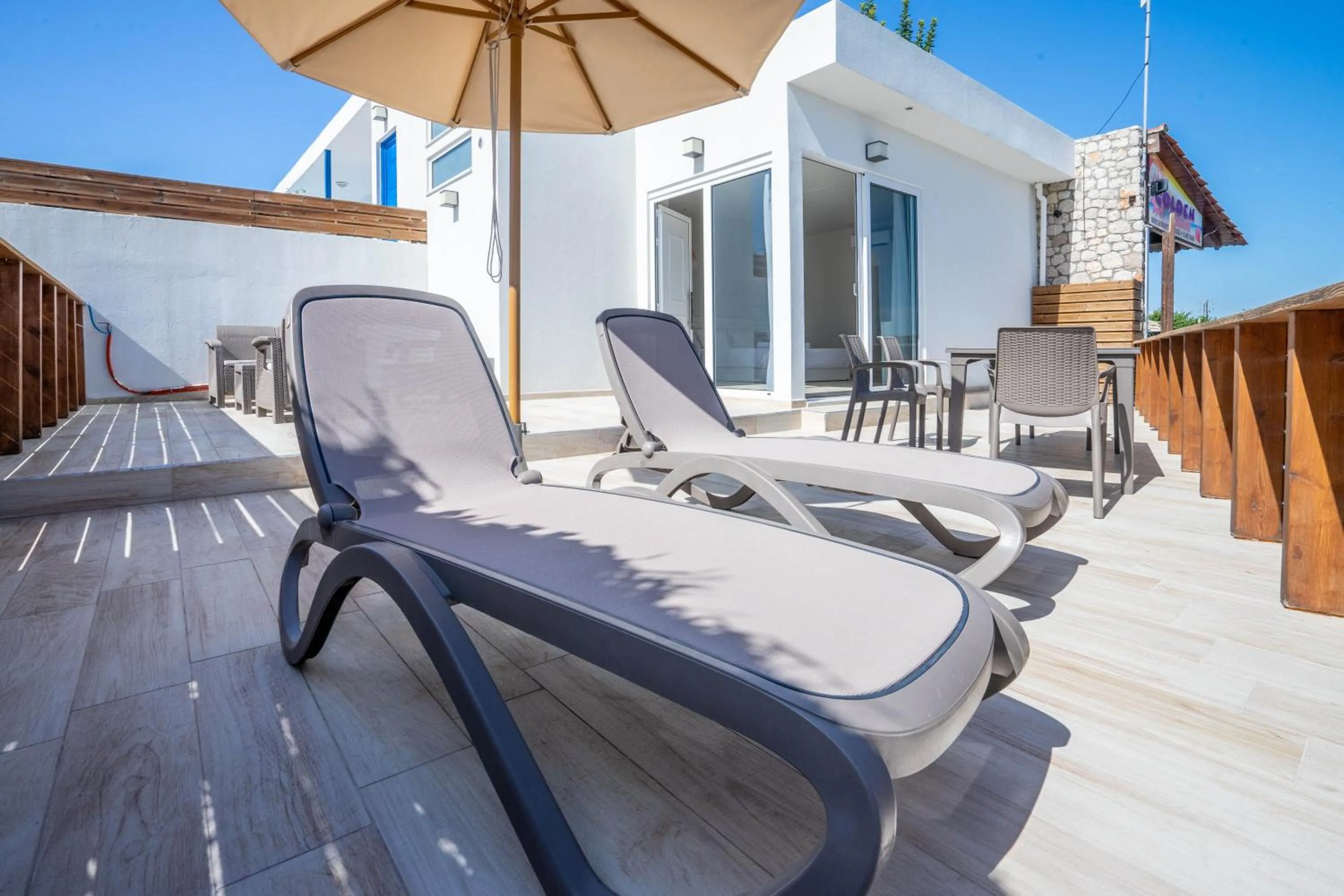 Patio in Raffaello Beach