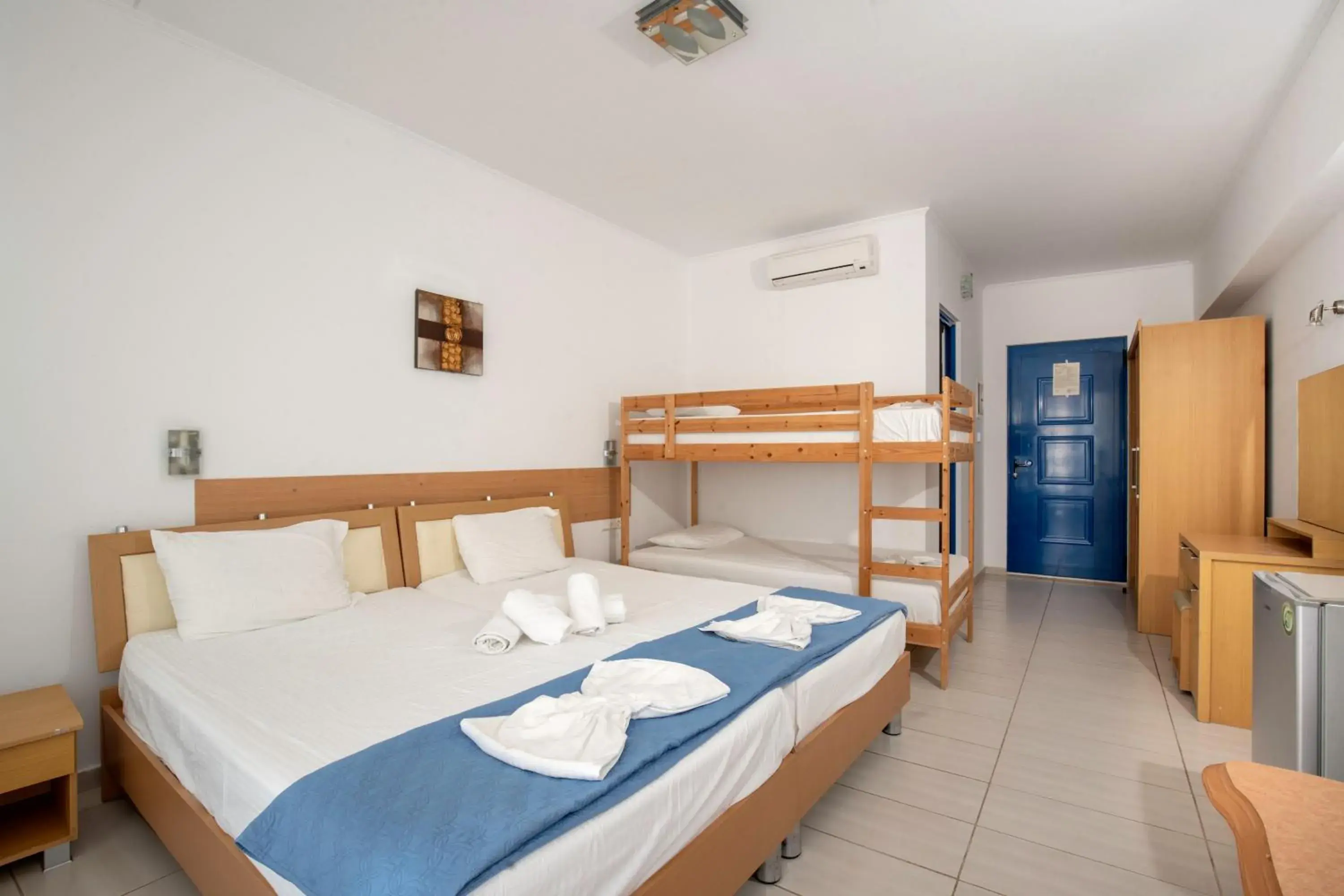 Photo of the whole room, Bed in Raffaello Beach Photo of the whole room, Bed in Raffaello Beach