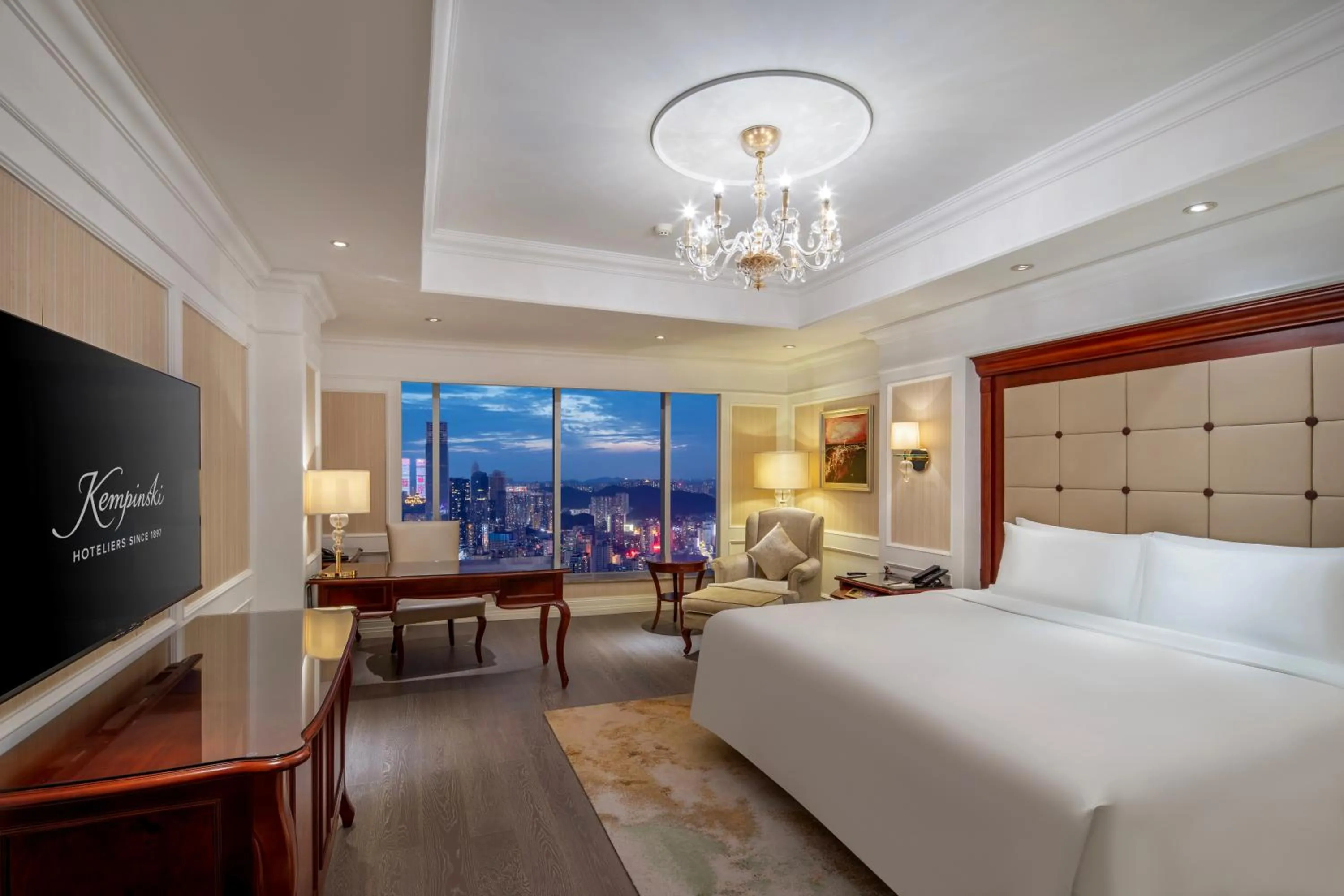 Bed in Kempinski Hotel Guiyang