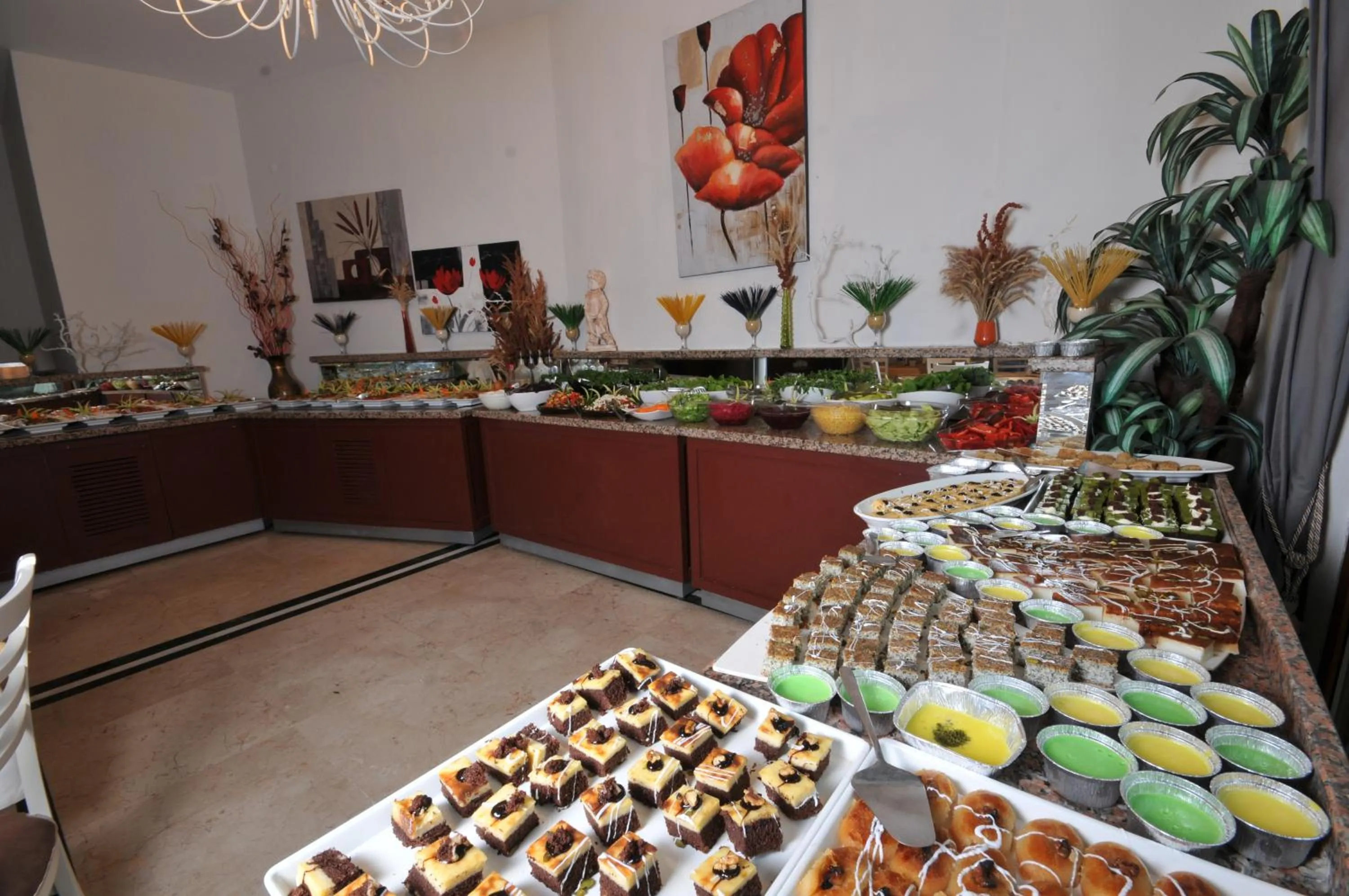 Dinner in My Dream Hotel