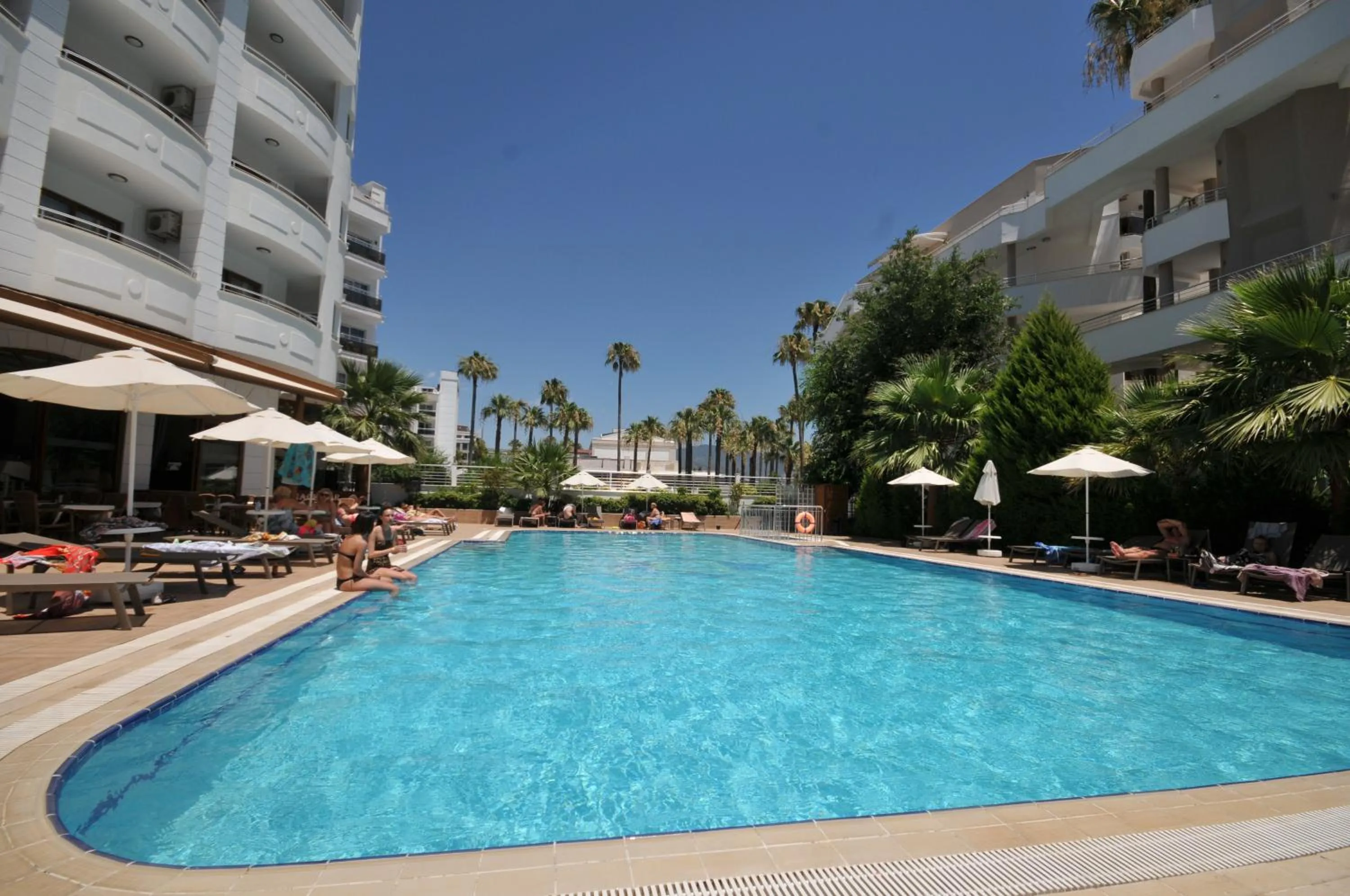 Swimming pool in My Dream Hotel