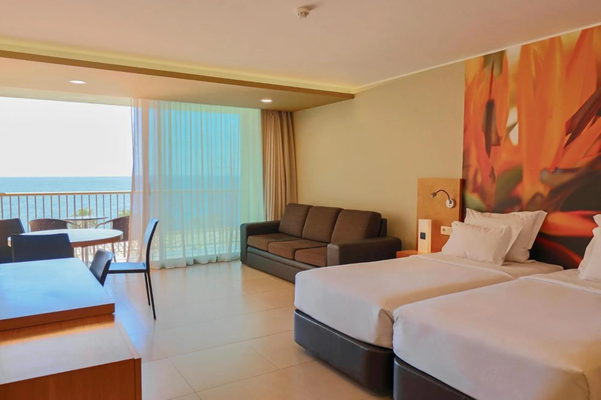 Photo of the whole room, Bed in The Views Oasis