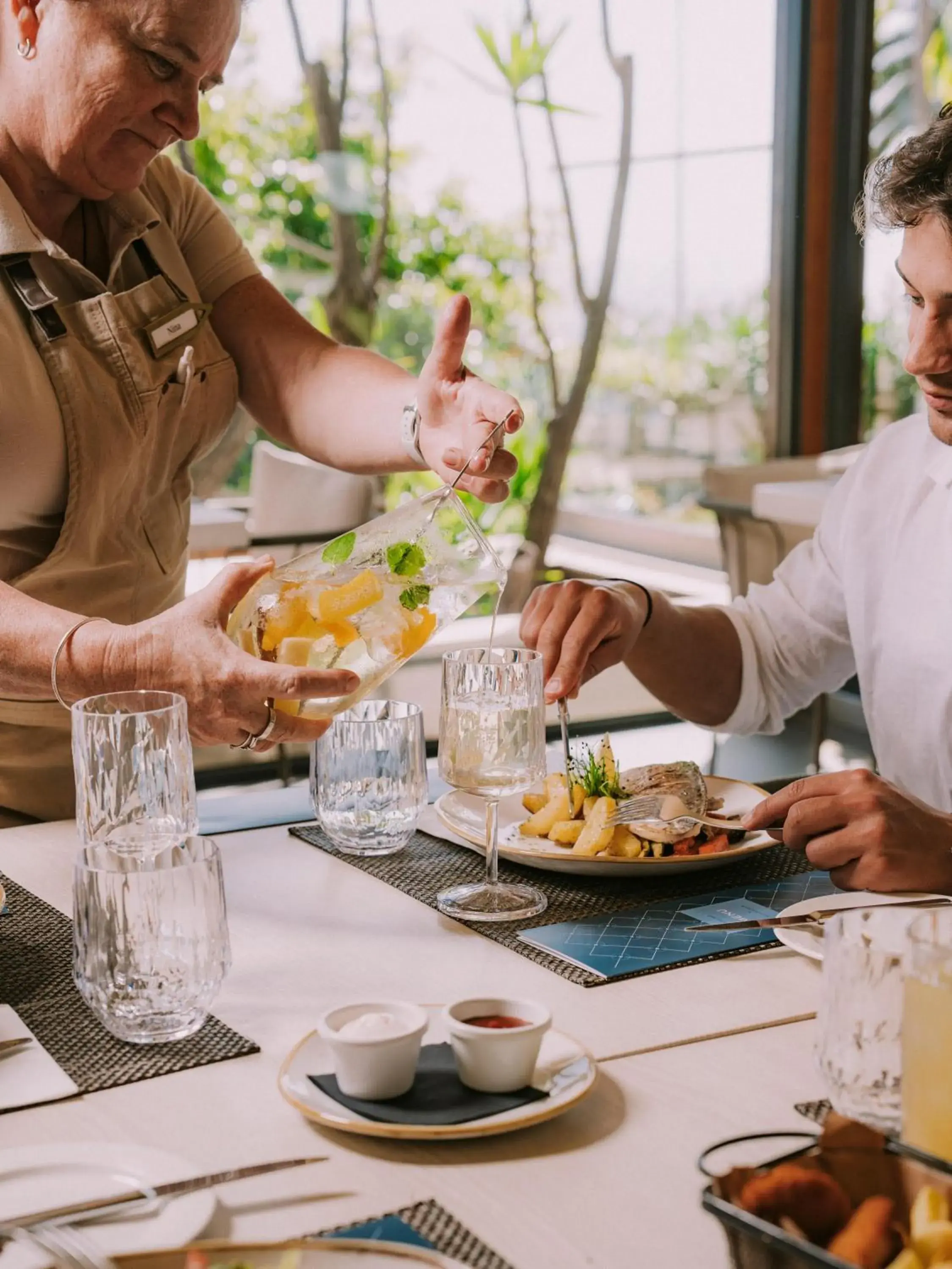 Lounge or bar in The Views Oasis Lounge or bar in The Views Oasis