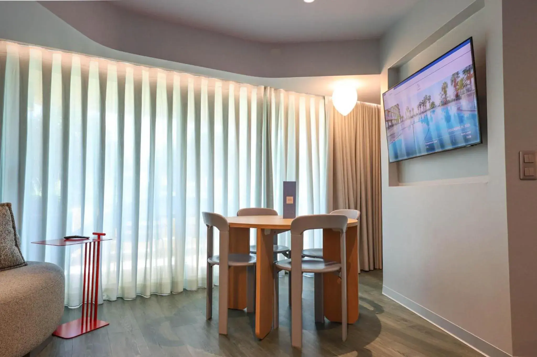 Photo of the whole room in The Views Oasis Photo of the whole room in The Views Oasis