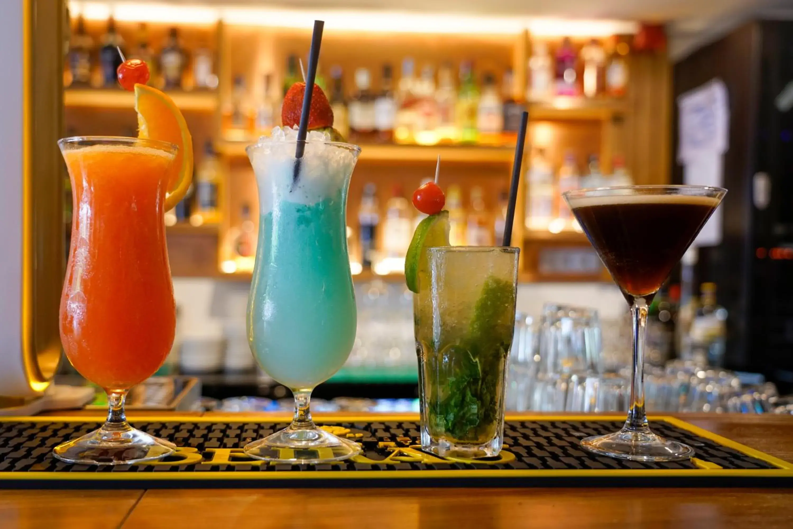 Lounge or bar in Alfagar Village Lounge or bar in Alfagar Village