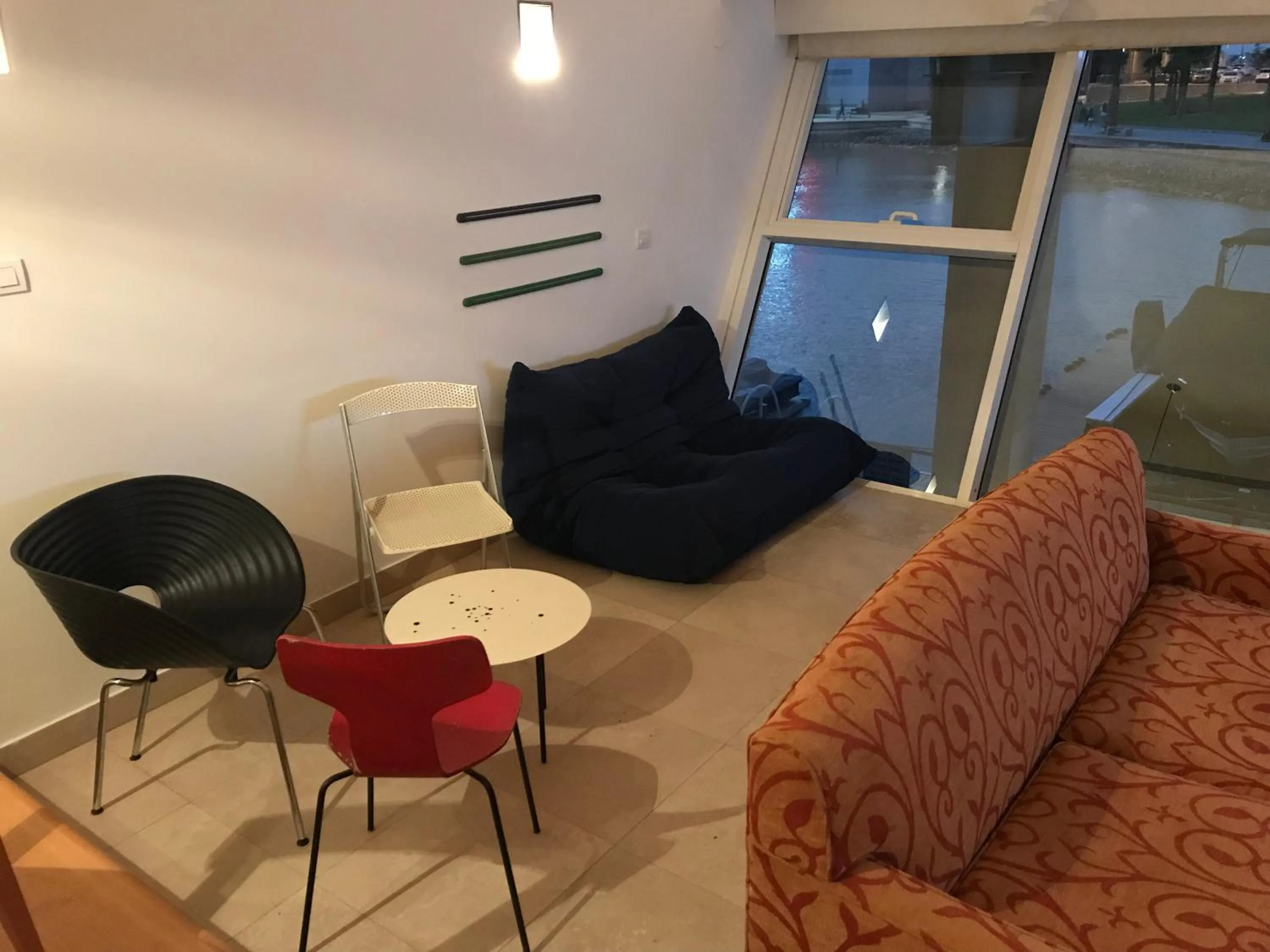 Seating area in Lagoon suite