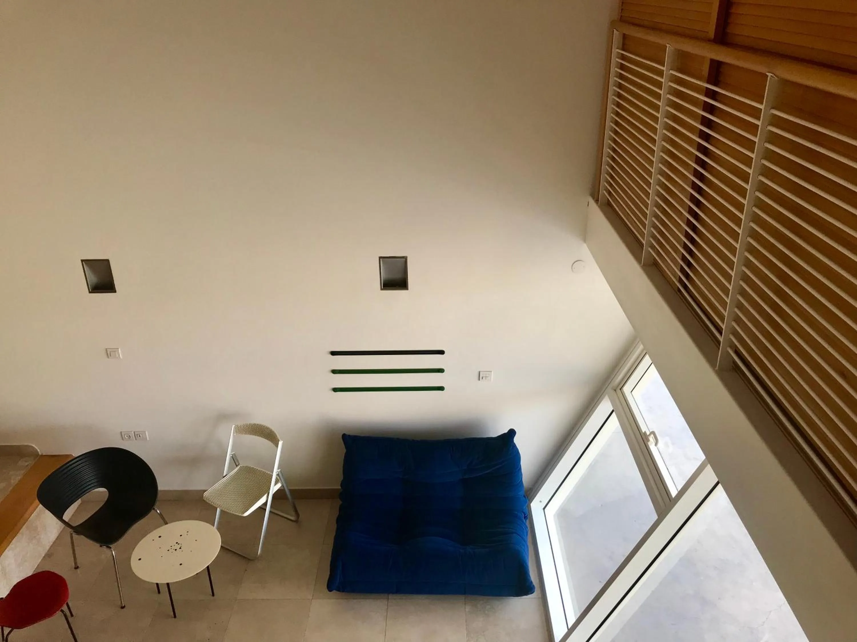 Living room in Lagoon suite