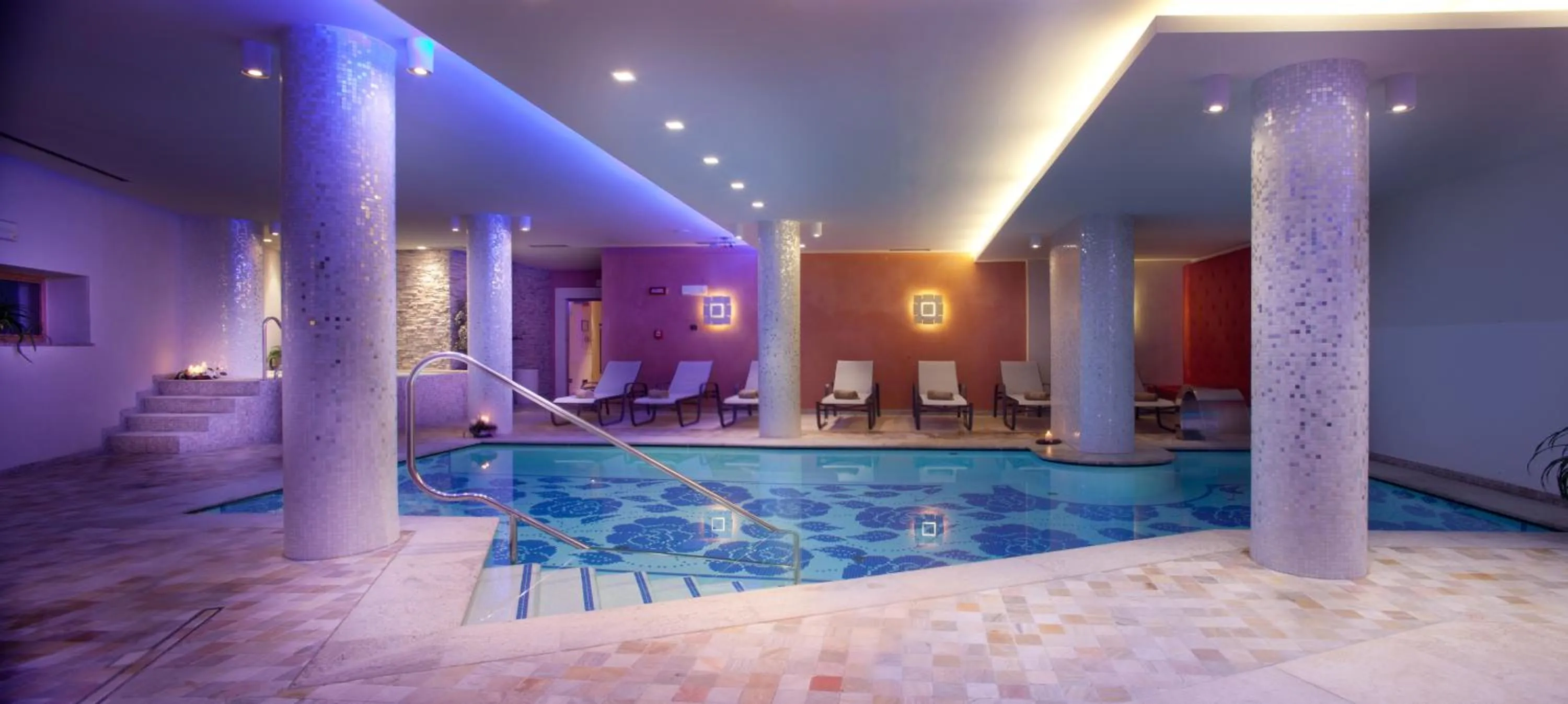 Swimming pool in Campiglio Bellavista