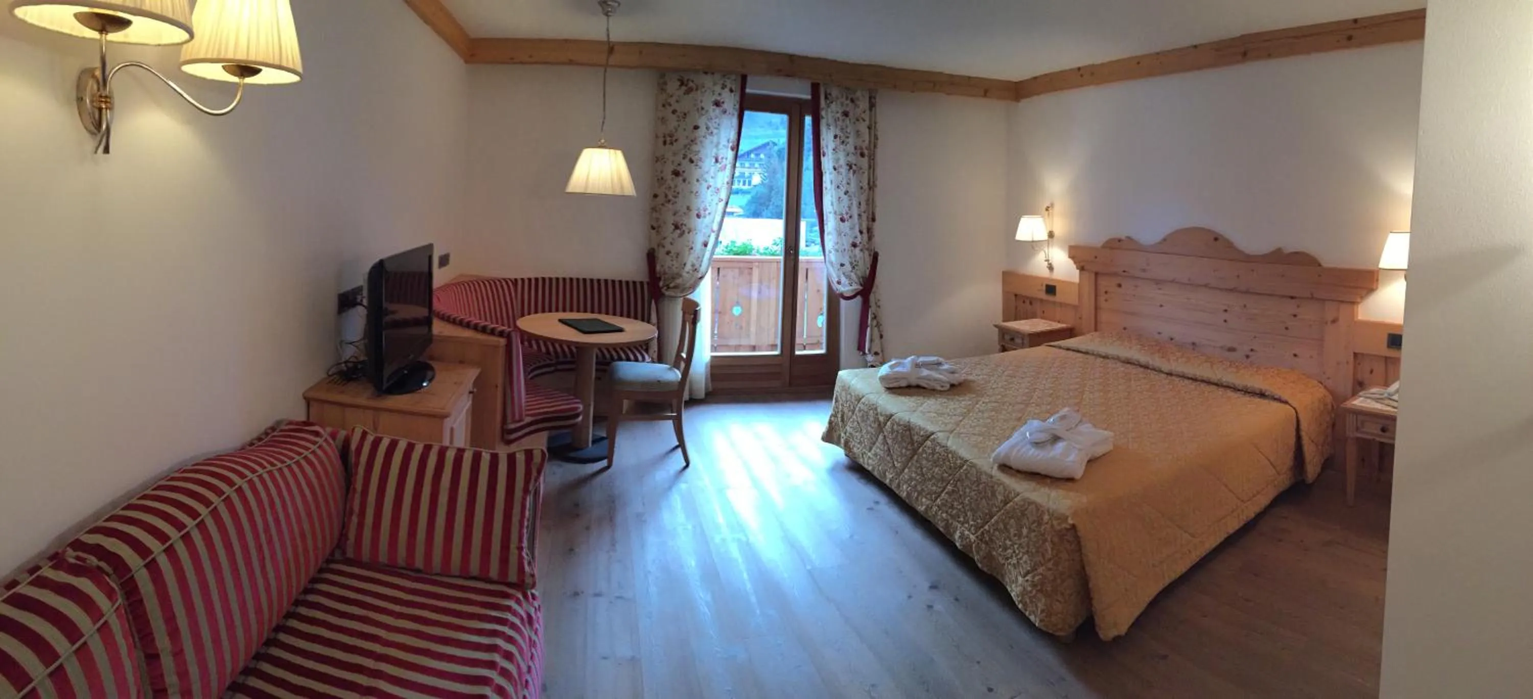 Bedroom, Bed in Campiglio Bellavista