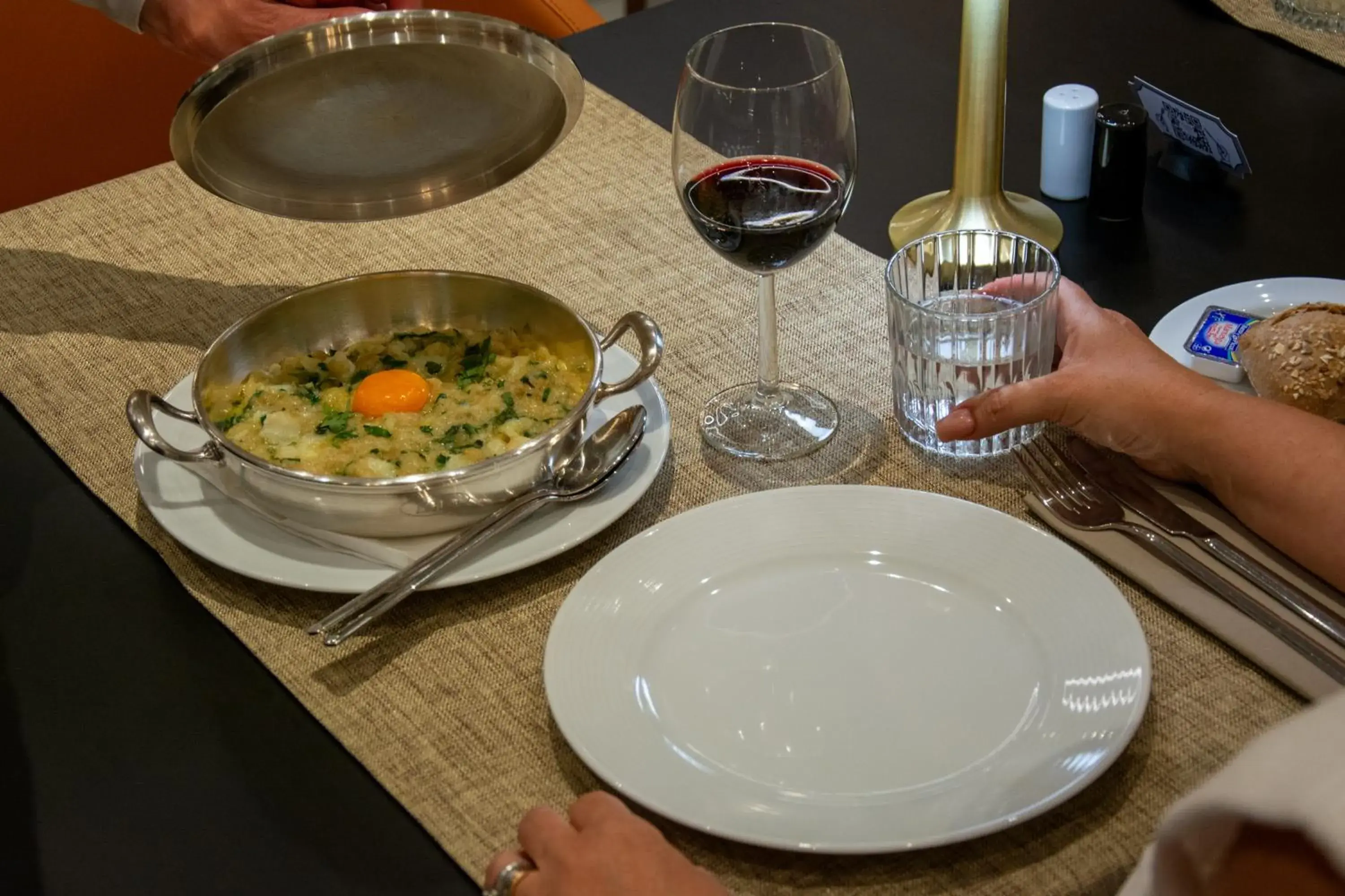 Restaurant/places to eat in VIP Executive Zurique Hotel Restaurant/places to eat in VIP Executive Zurique Hotel