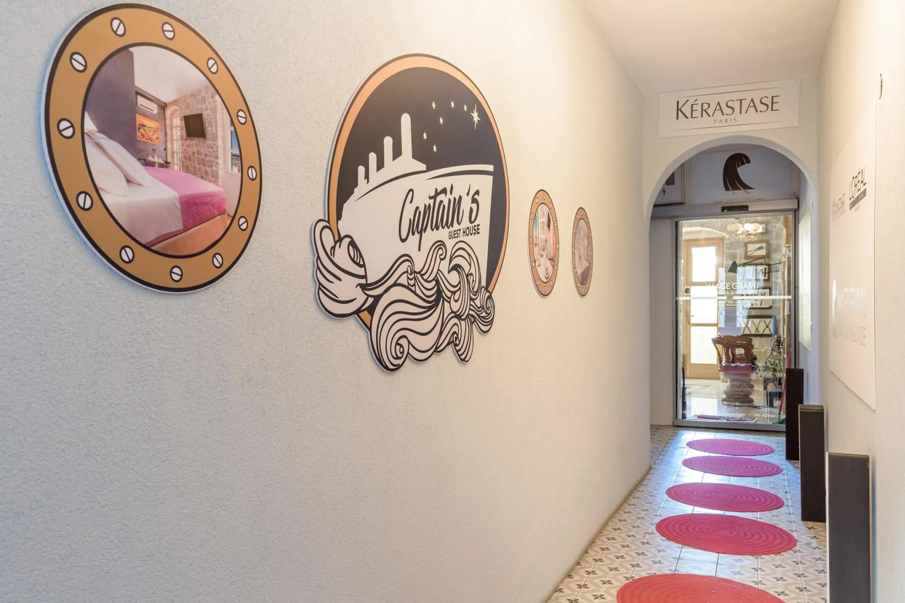 Captain's Guest House