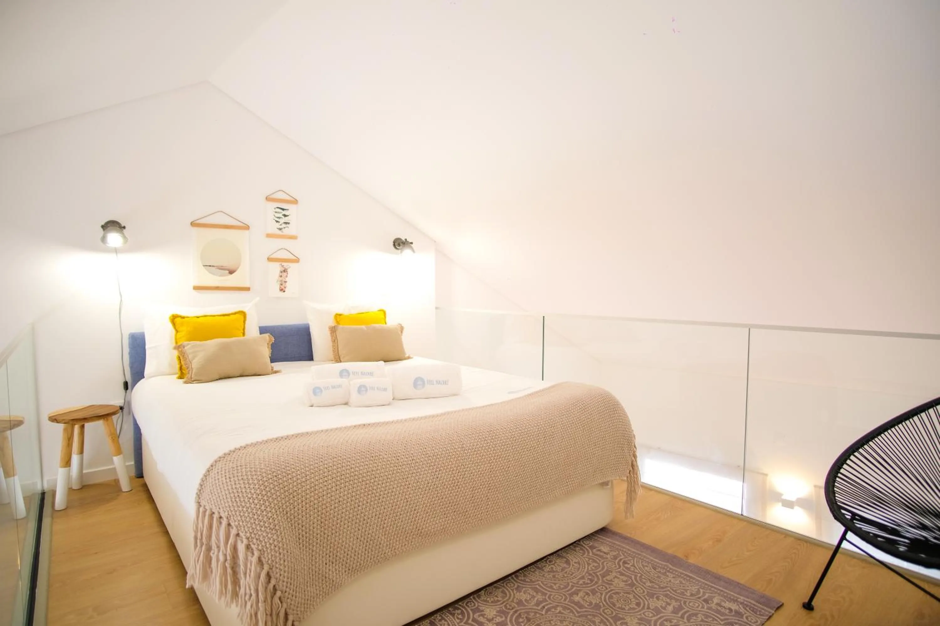 Bed in Feel Nazaré - Boutique Apartments