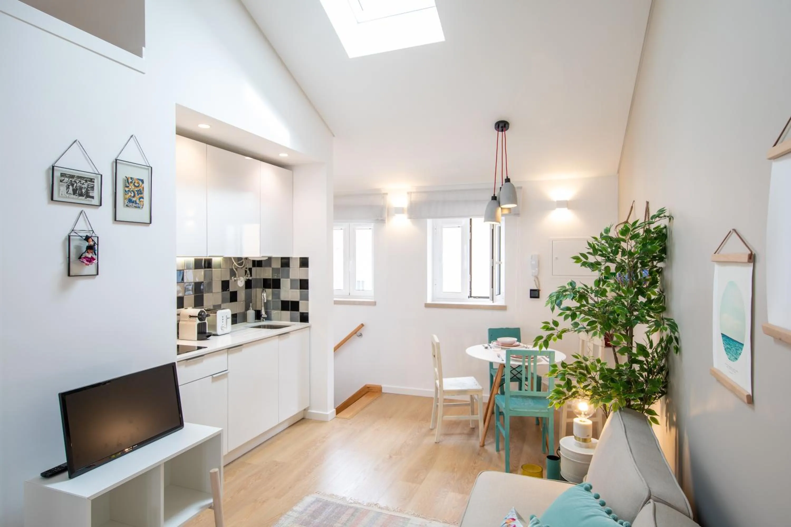 TV and multimedia in Feel Nazaré - Boutique Apartments
