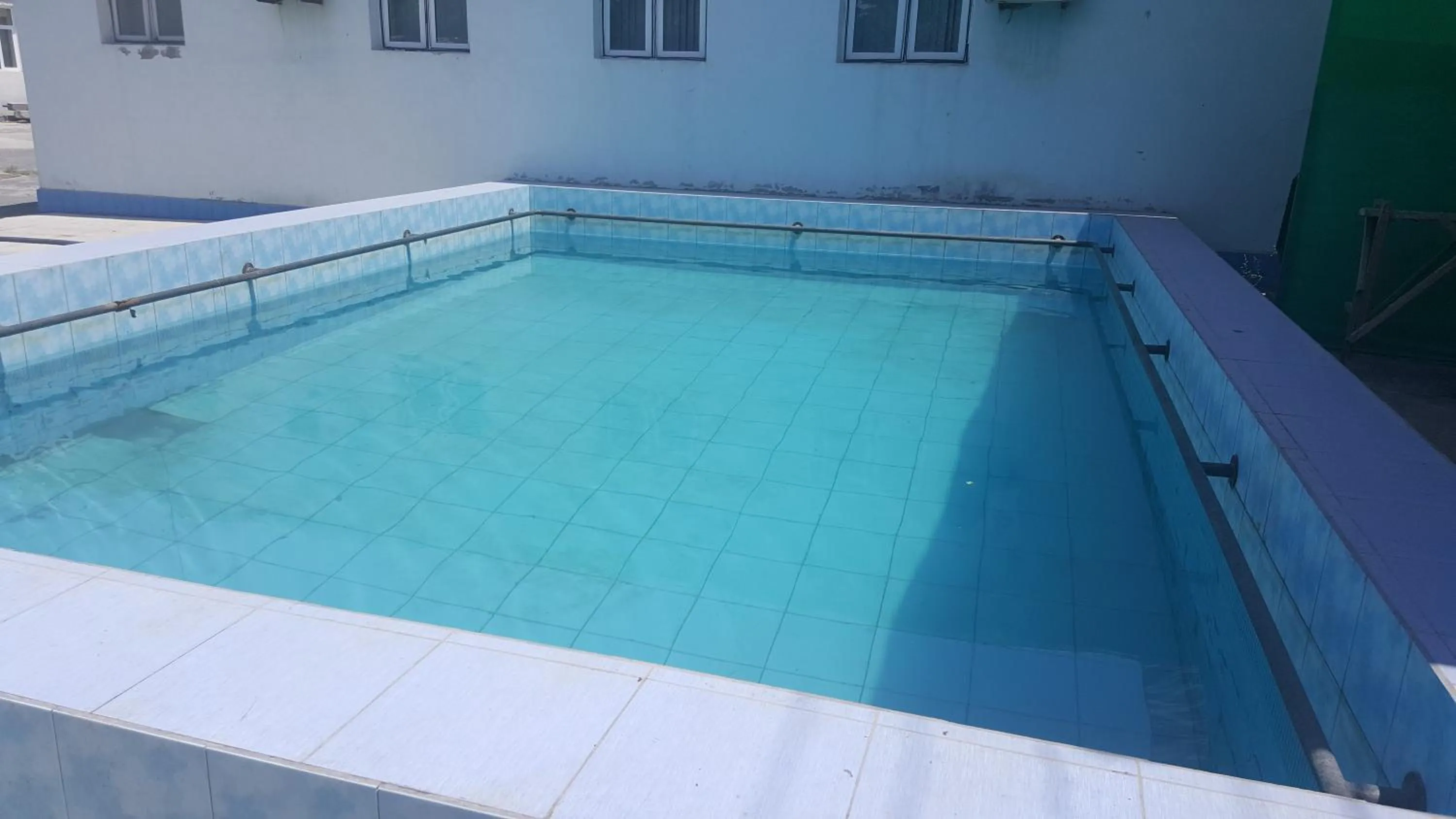 Swimming pool in Dangara Hotel