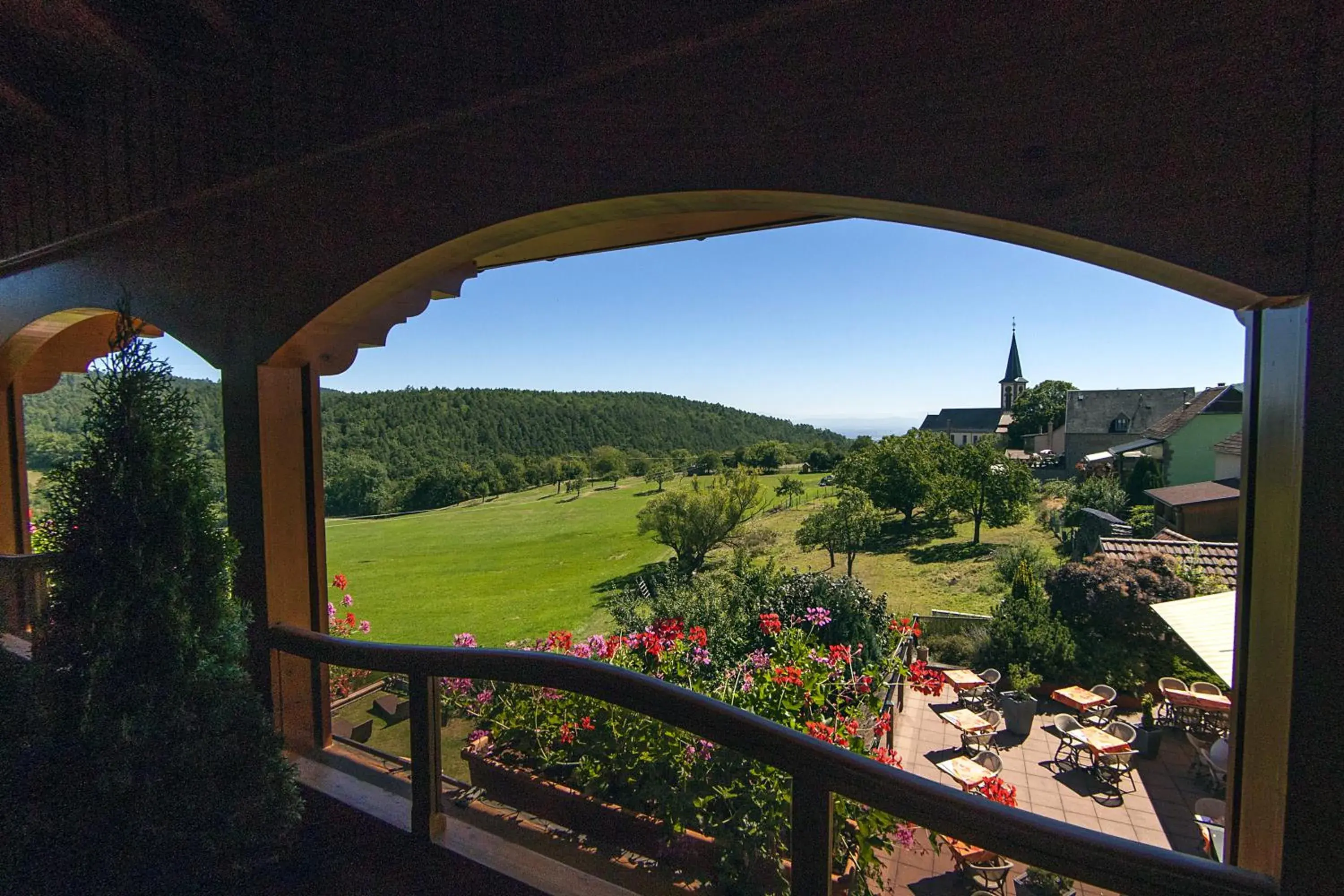Double or Twin Room with Balcony in Auberge La Meuniere Double or Twin Room with Balcony in Auberge La Meuniere