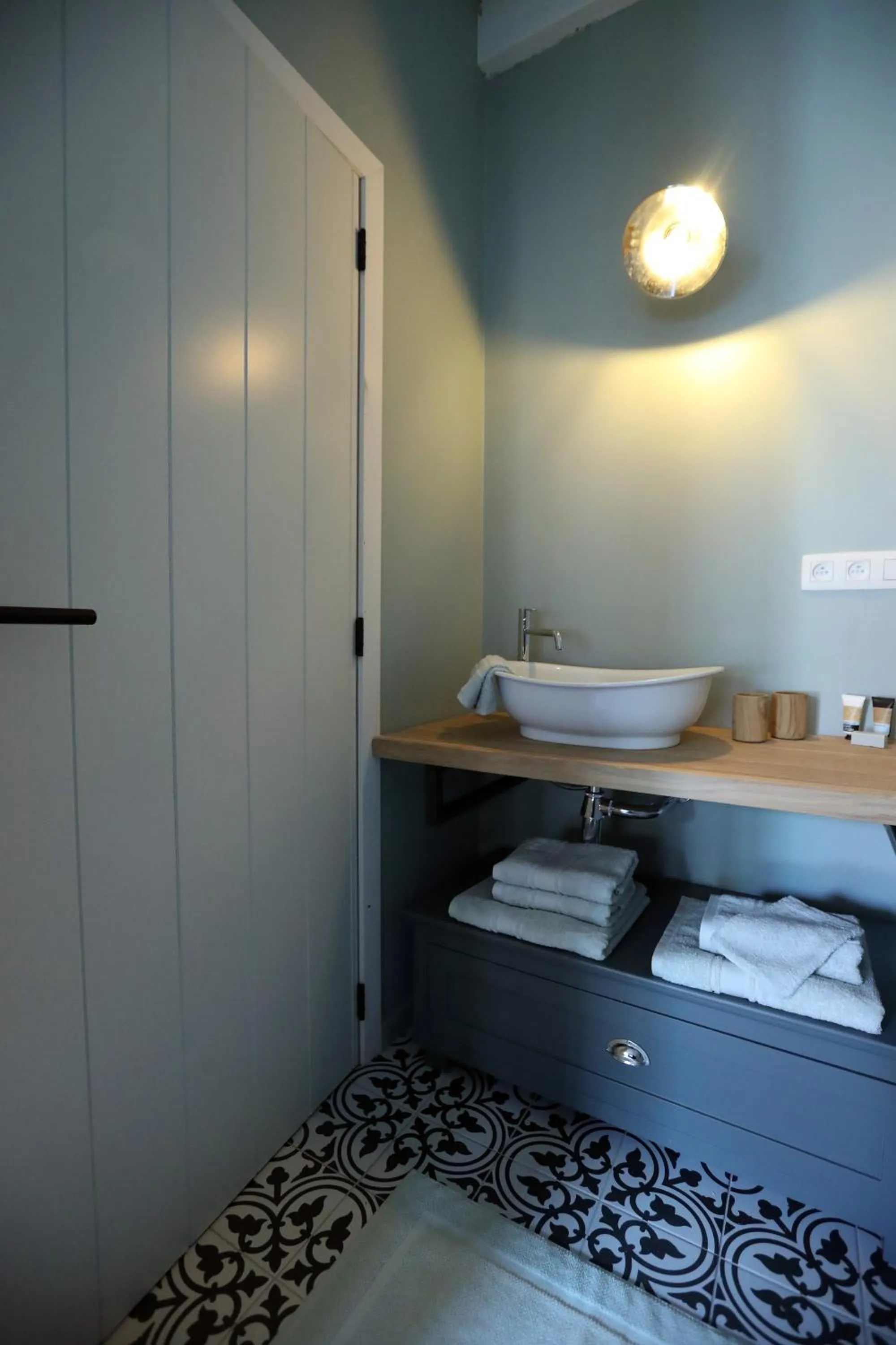 towels in B&B PETIT PRINCE, GENT