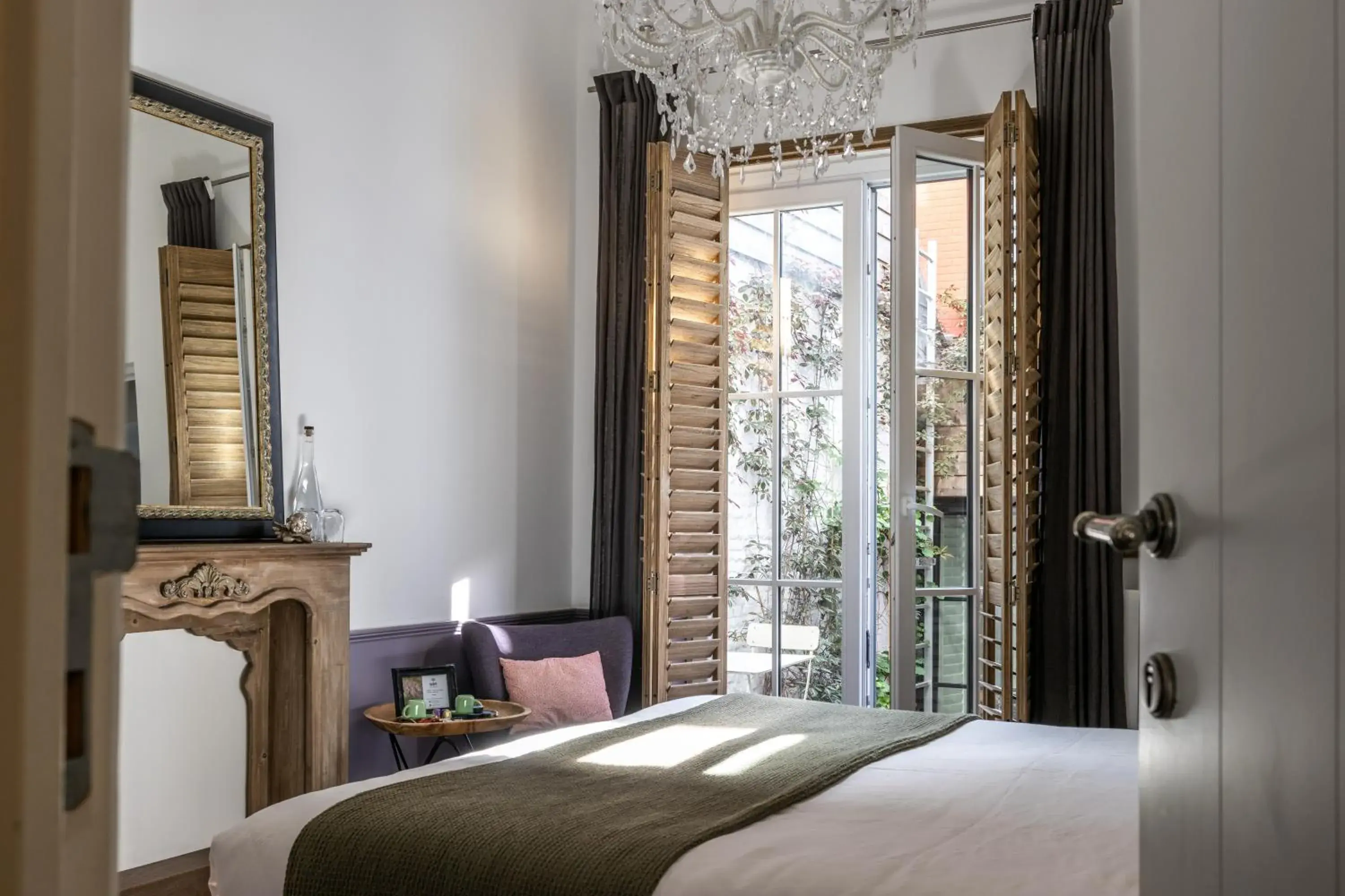 King Room with Garden View in B&B PETIT PRINCE, GENT King Room with Garden View in B&B PETIT PRINCE, GENT