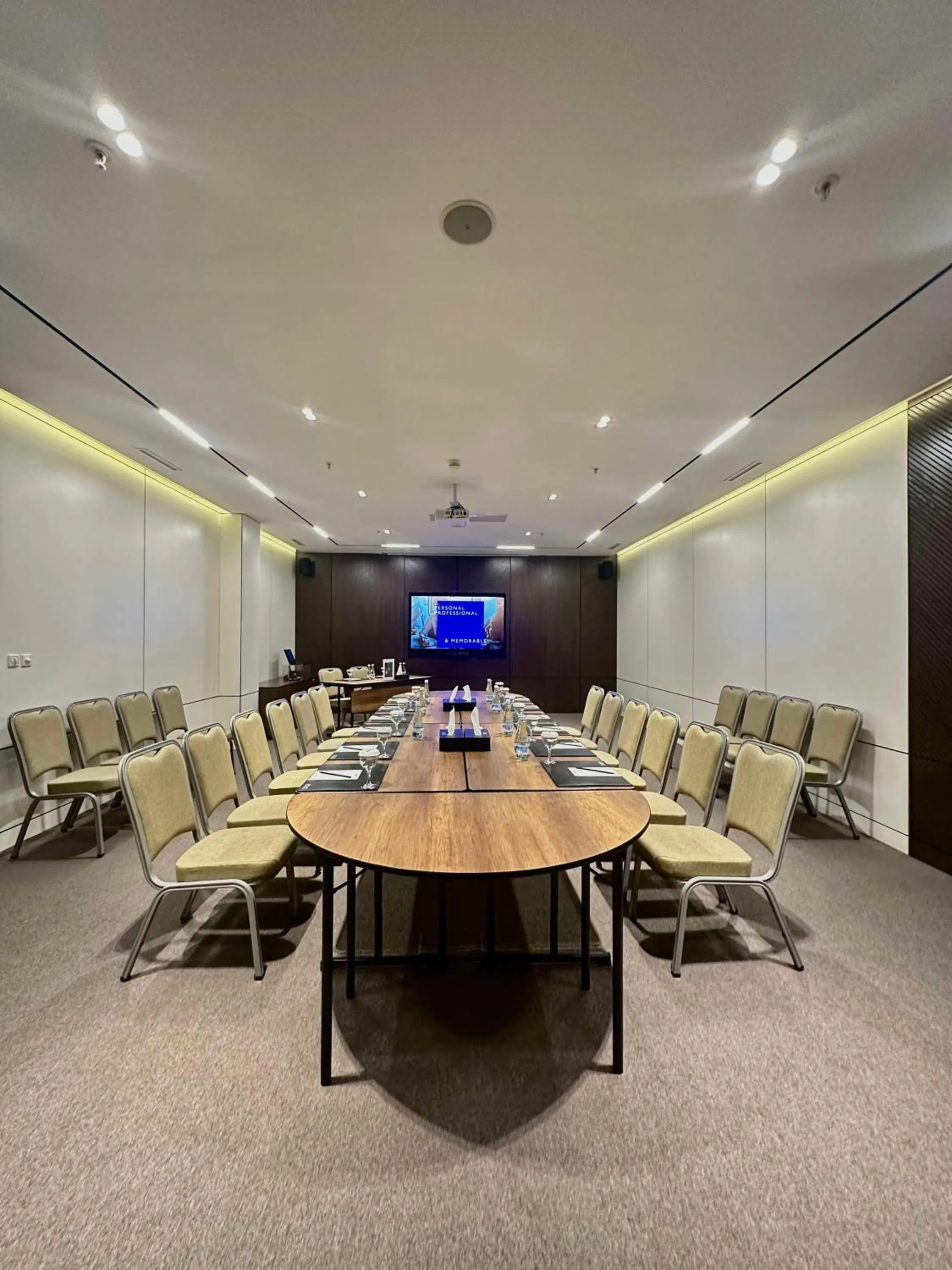 Meeting/conference room in Radisson Blu Hotel, Tashkent