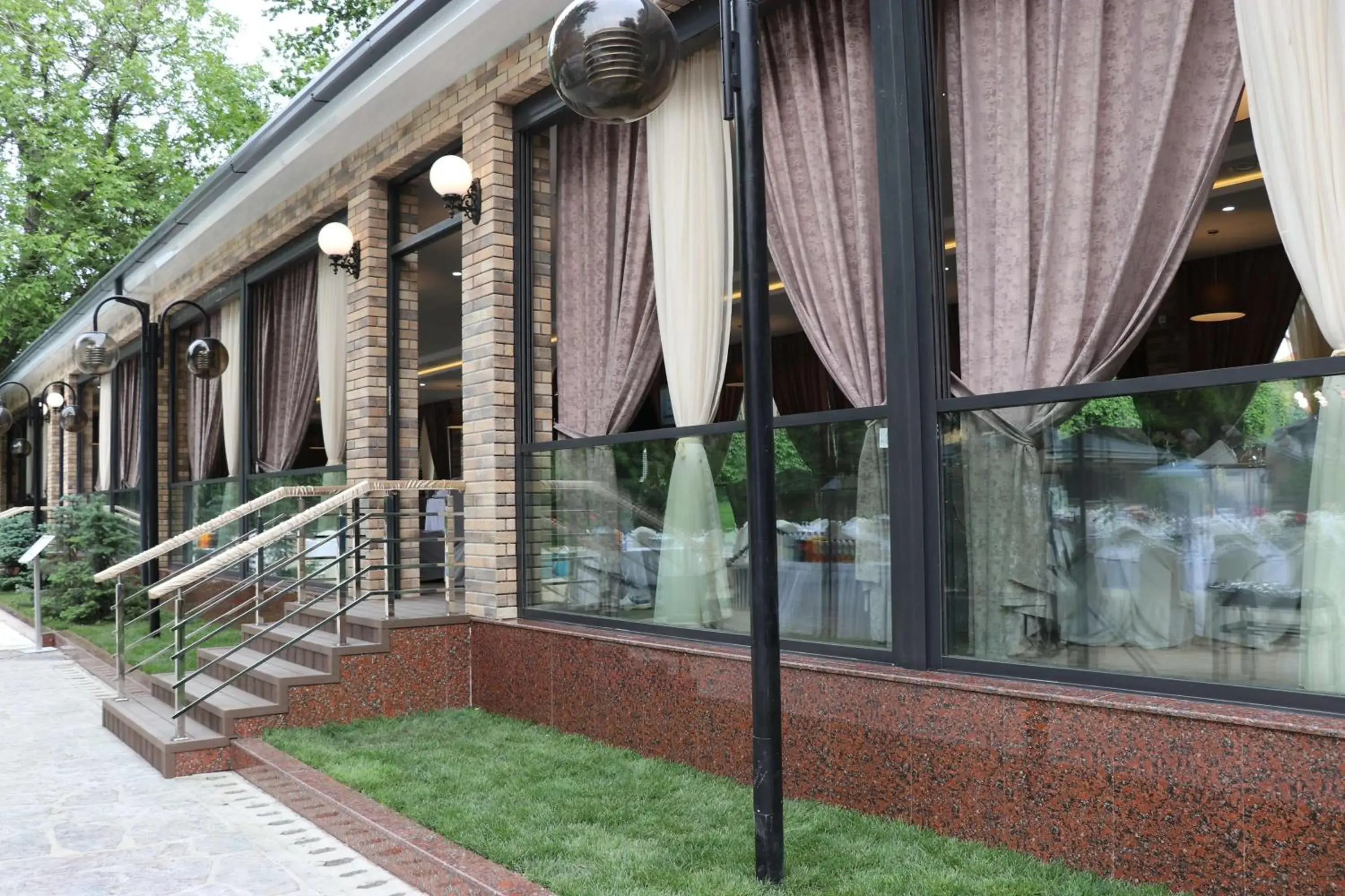 Restaurant/places to eat in Radisson Blu Hotel, Tashkent Restaurant/places to eat in Radisson Blu Hotel, Tashkent