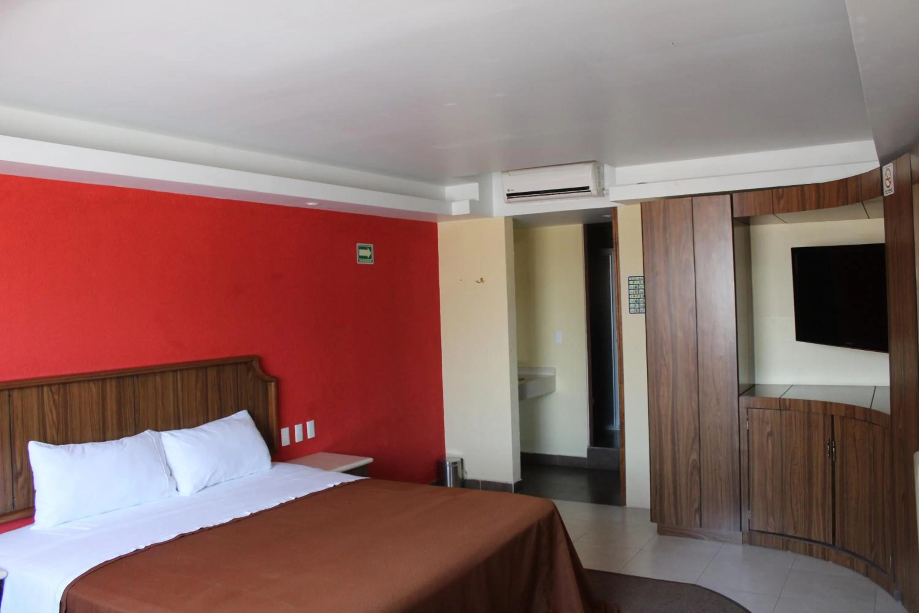 Bedroom, Bed in Motel Septimo Eclipse