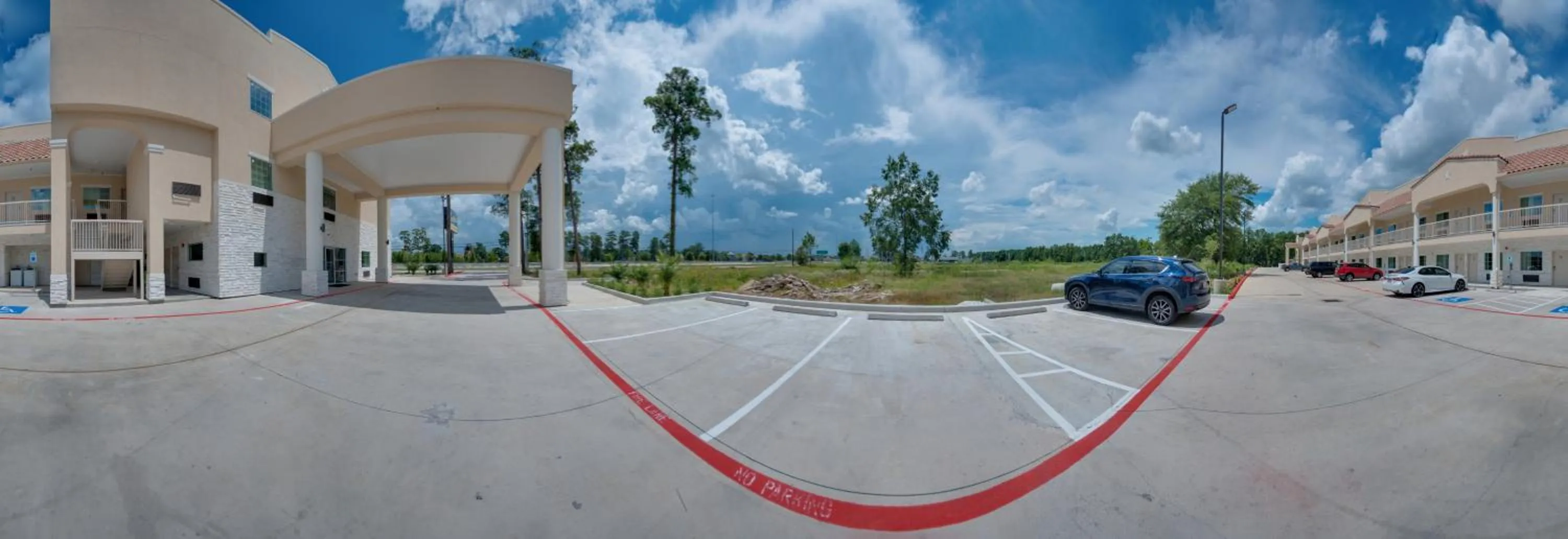 Property building in Baymont by Wyndham Kingwood