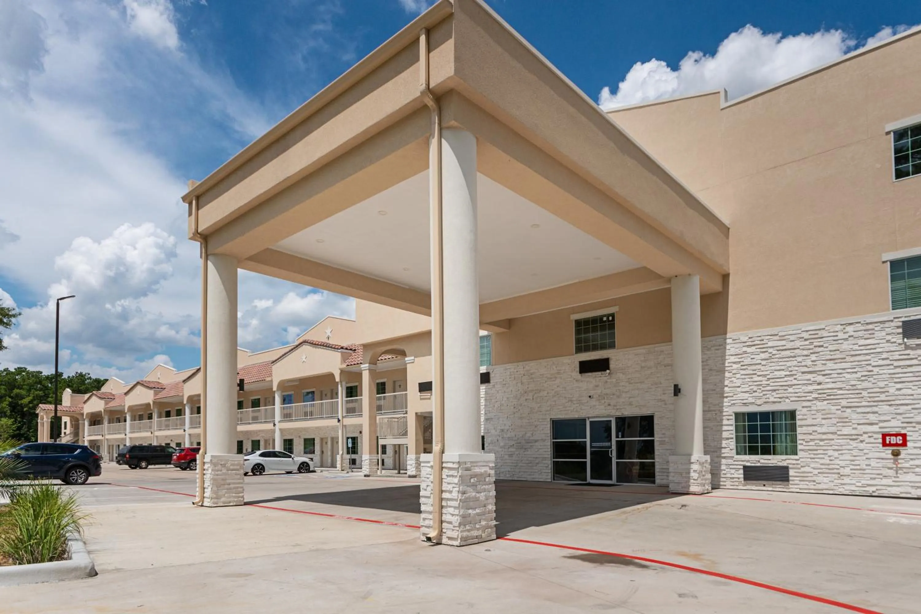 Property building in Baymont by Wyndham Kingwood